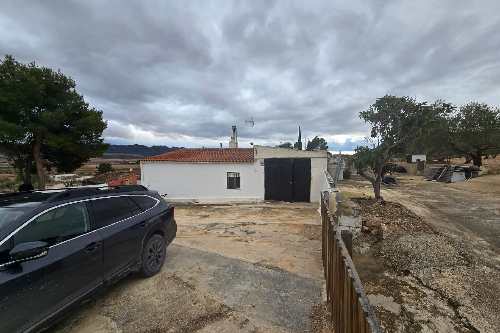 Revente - Maison de campagne -
Yecla