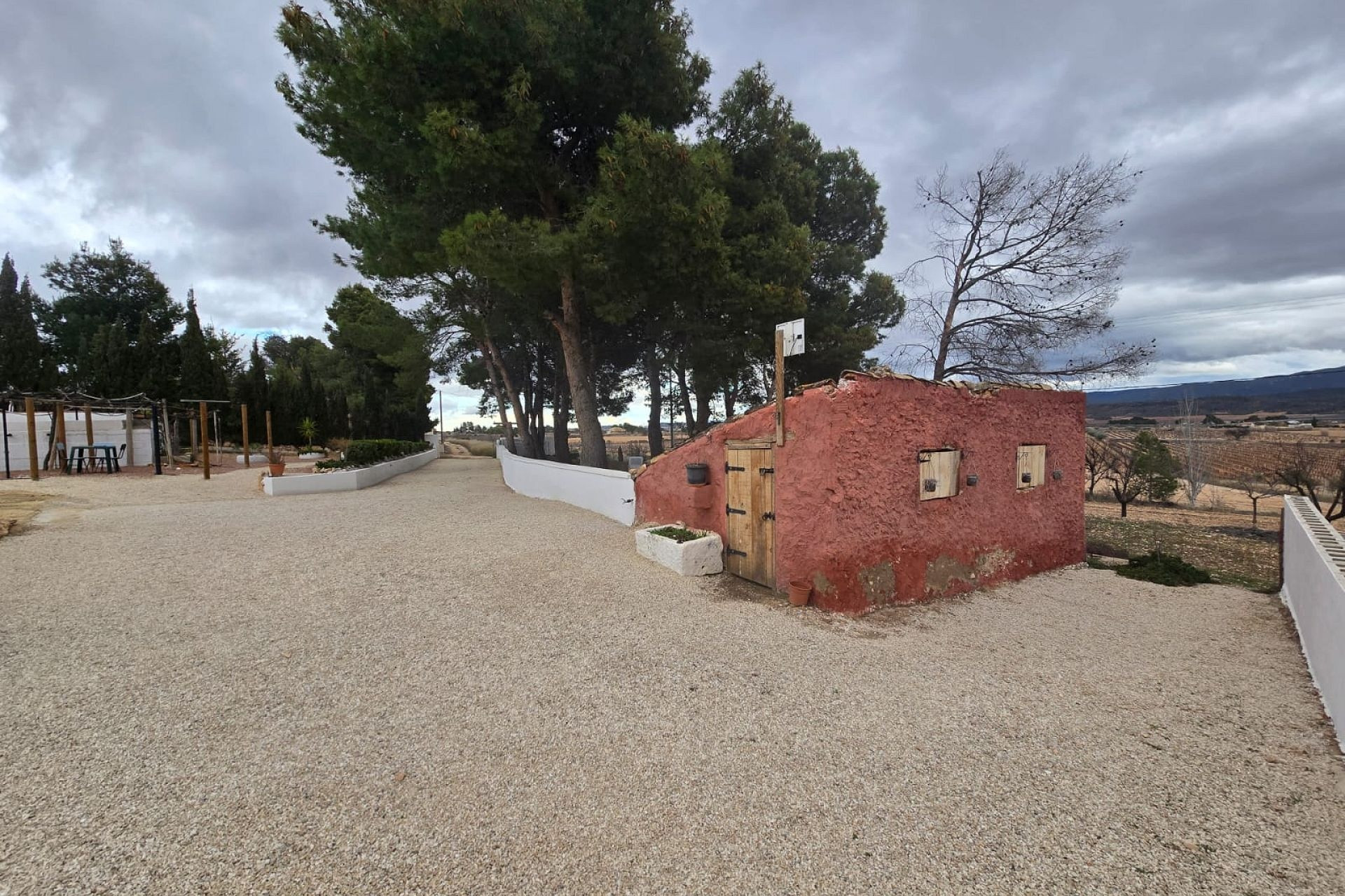 Revente - Maison de campagne -
Yecla