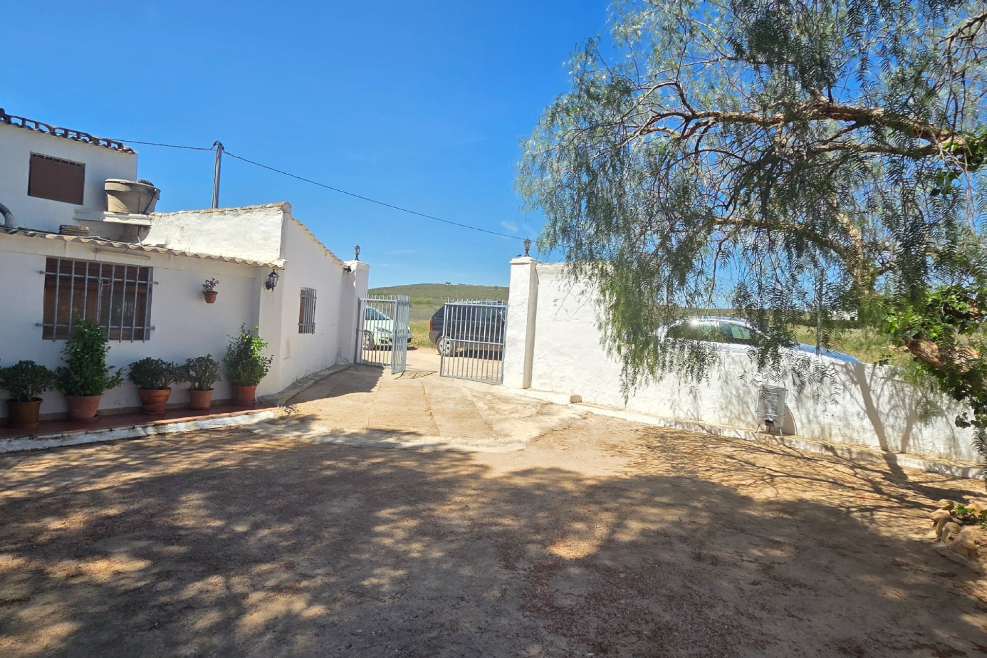 Revente - Maison de campagne -
Yecla