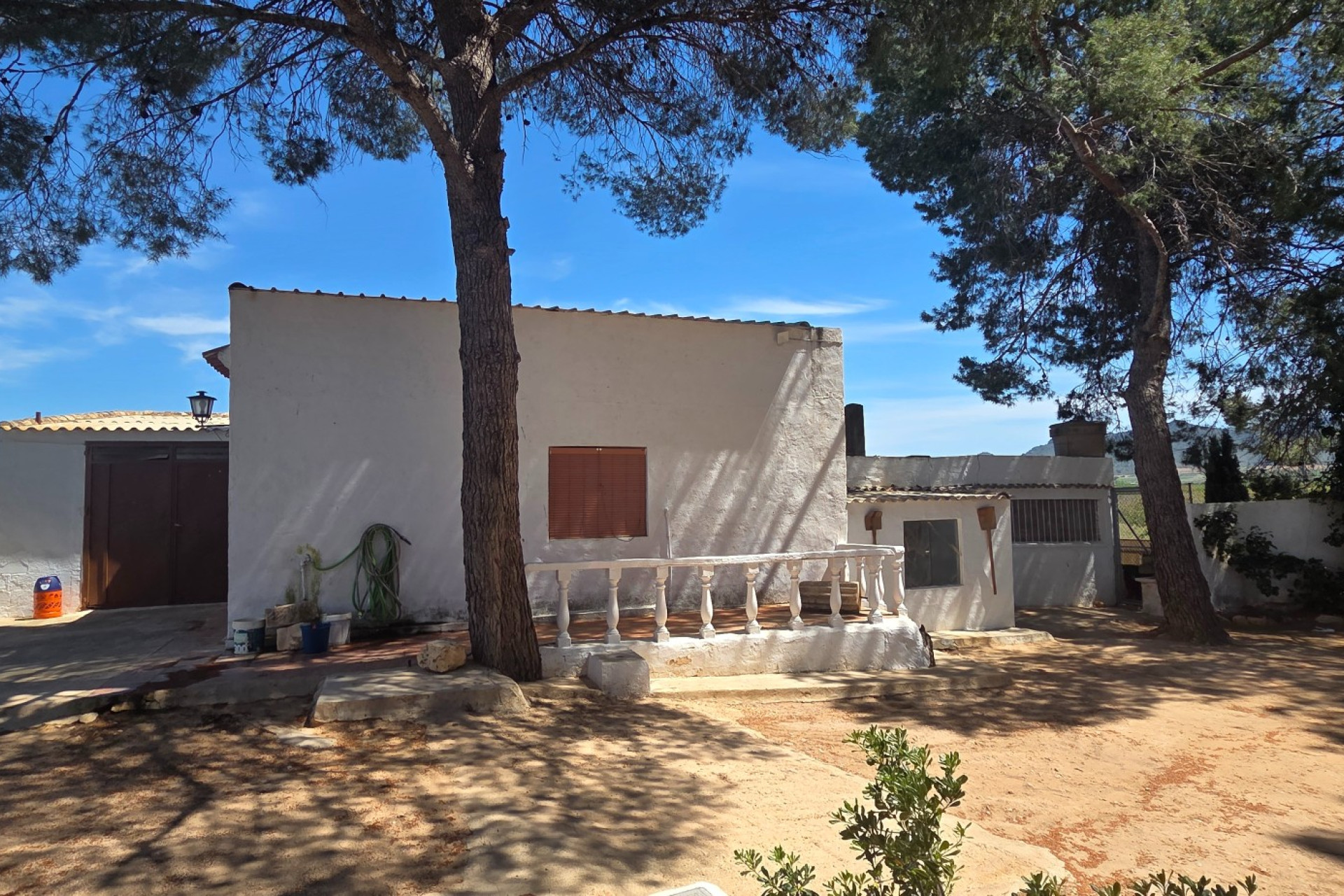 Revente - Maison de campagne -
Yecla