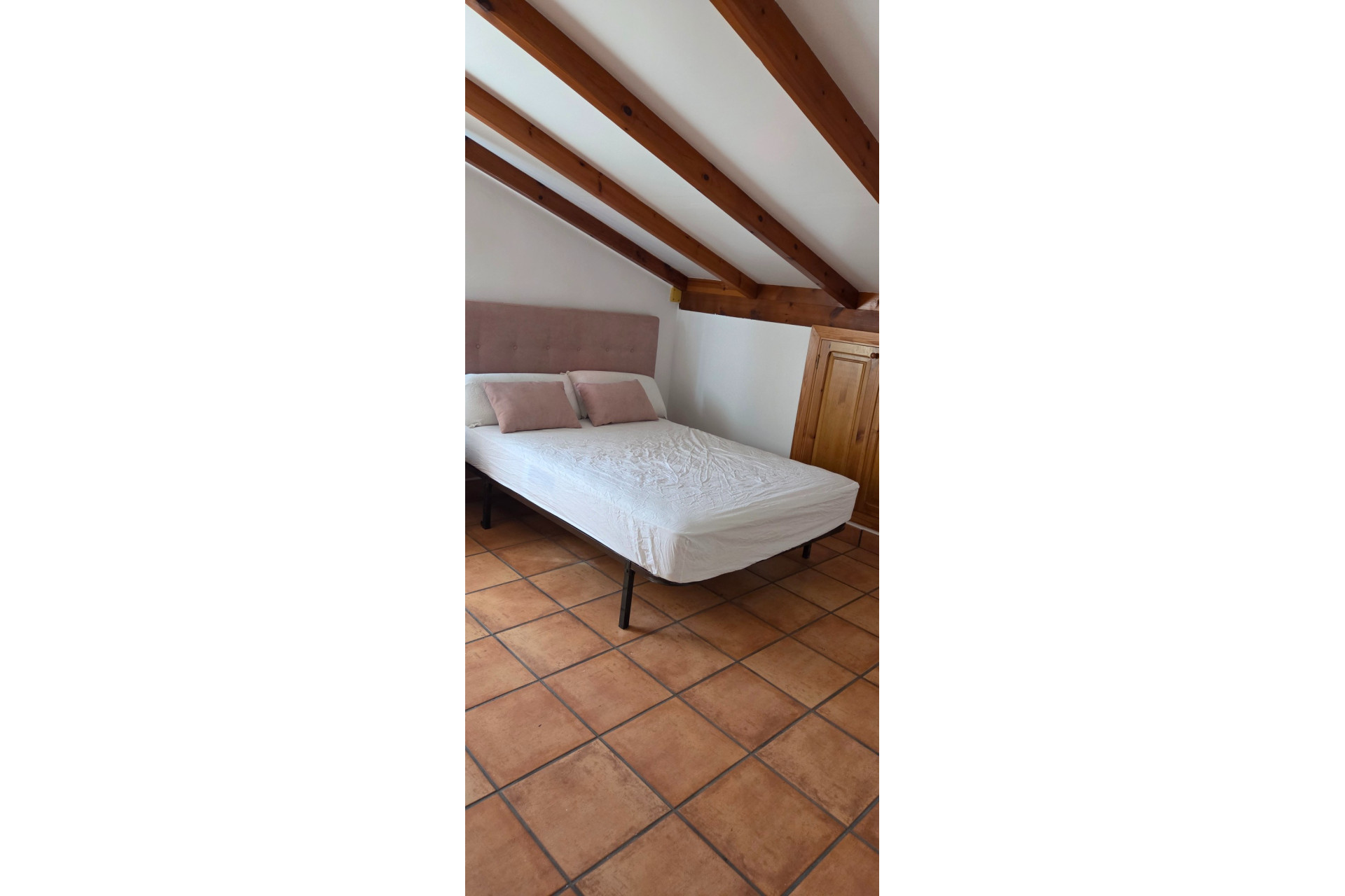 Revente - Maison de campagne -
Yecla