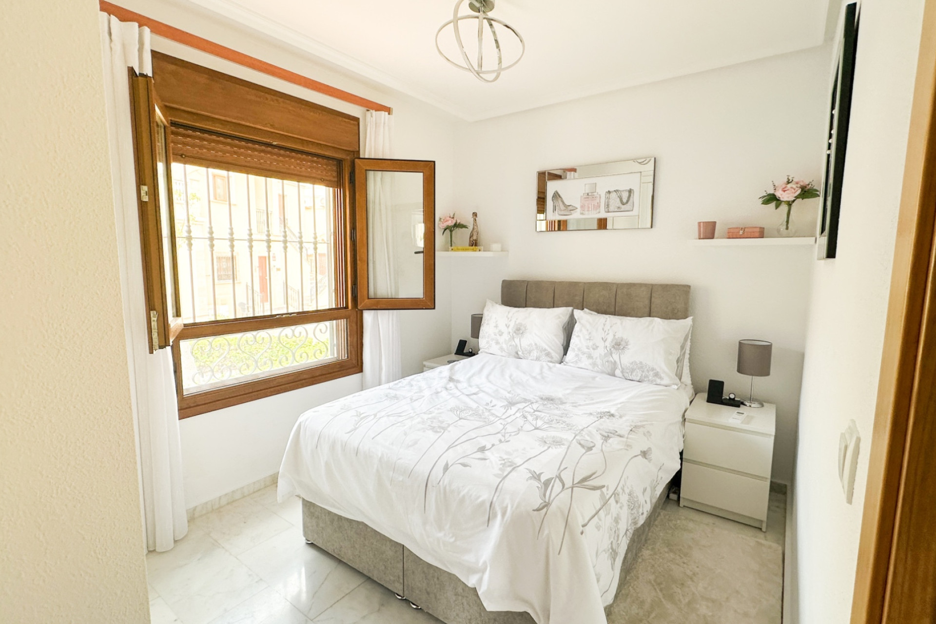 Revente - Maison mitoyenne -
Algorfa - Inland