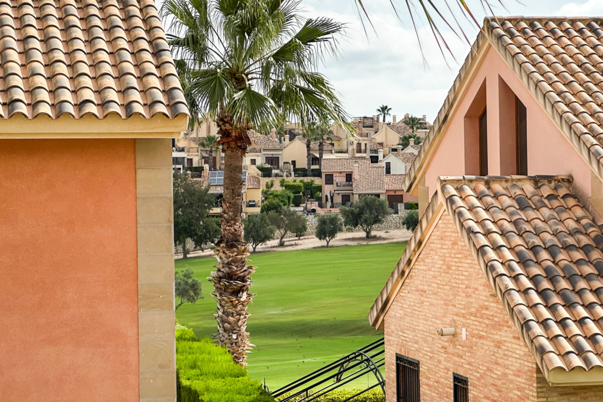 Revente - Maison mitoyenne -
Algorfa - Inland