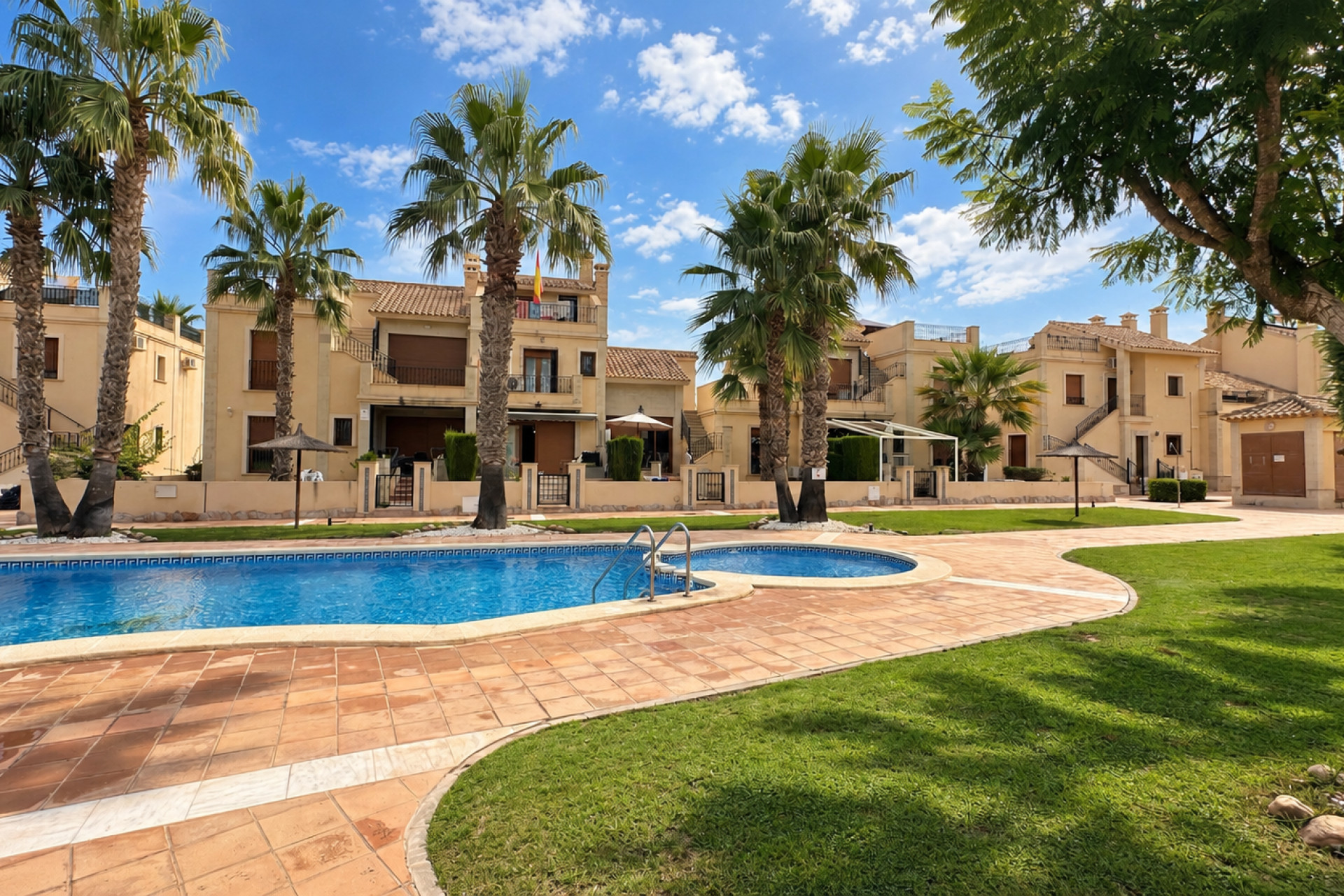 Revente - Maison mitoyenne -
Algorfa - Inland