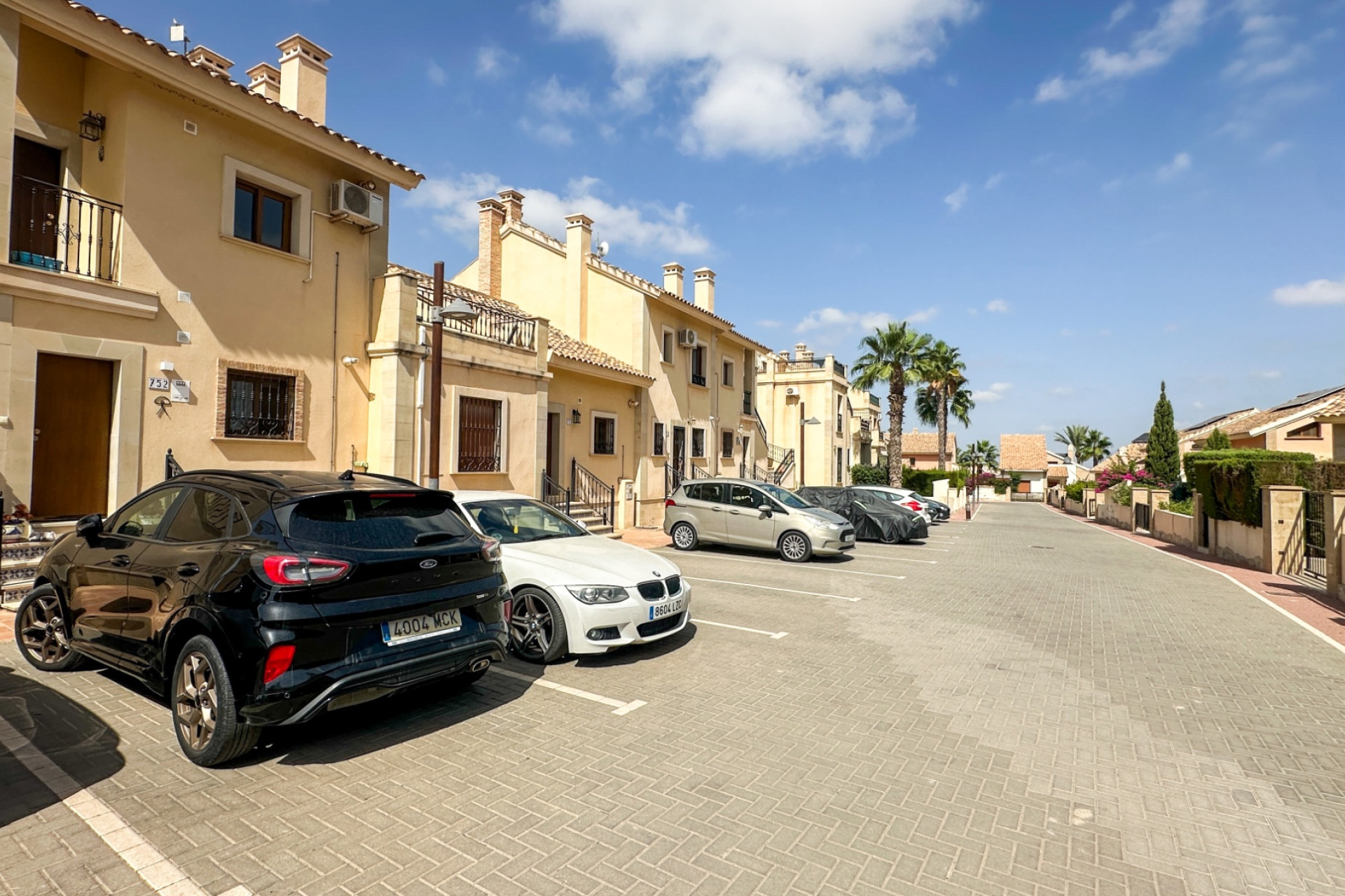 Revente - Maison mitoyenne -
Algorfa - Inland