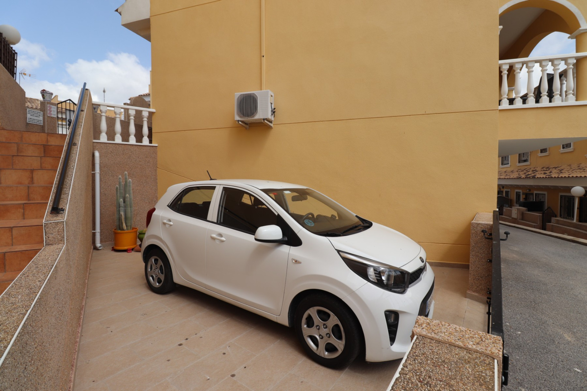 Revente - Maison mitoyenne -
Algorfa - Montemar