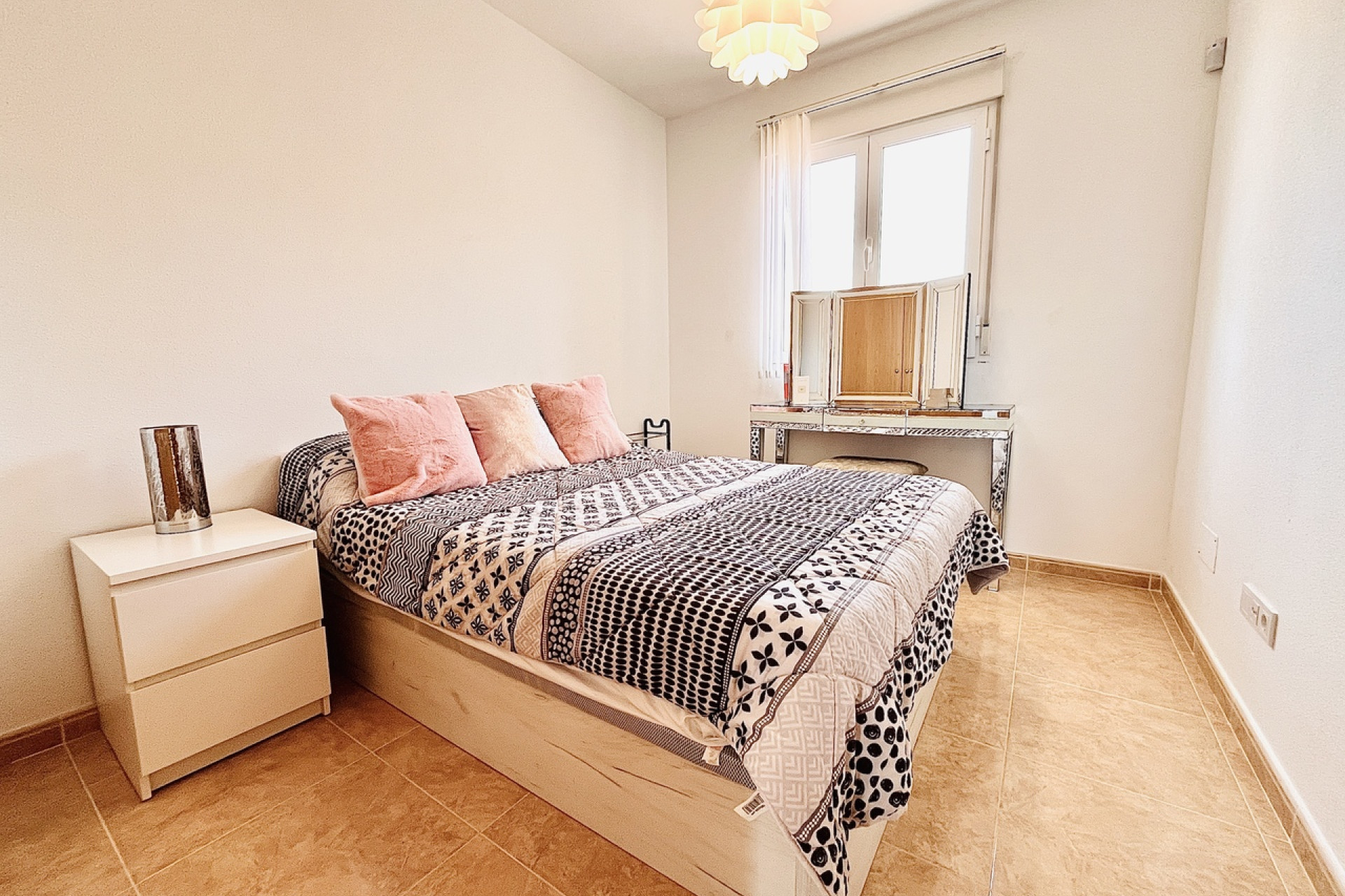 Revente - Maison mitoyenne -
Cabo Roig