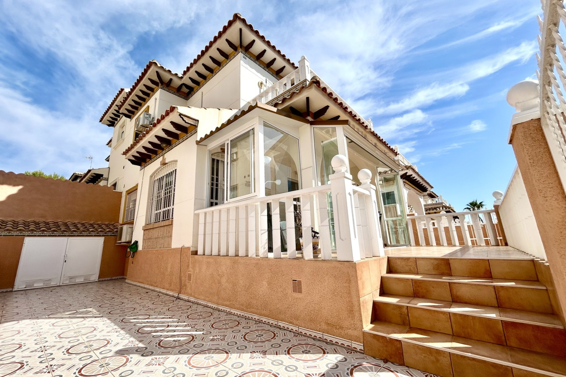 Revente - Maison mitoyenne -
Cabo Roig