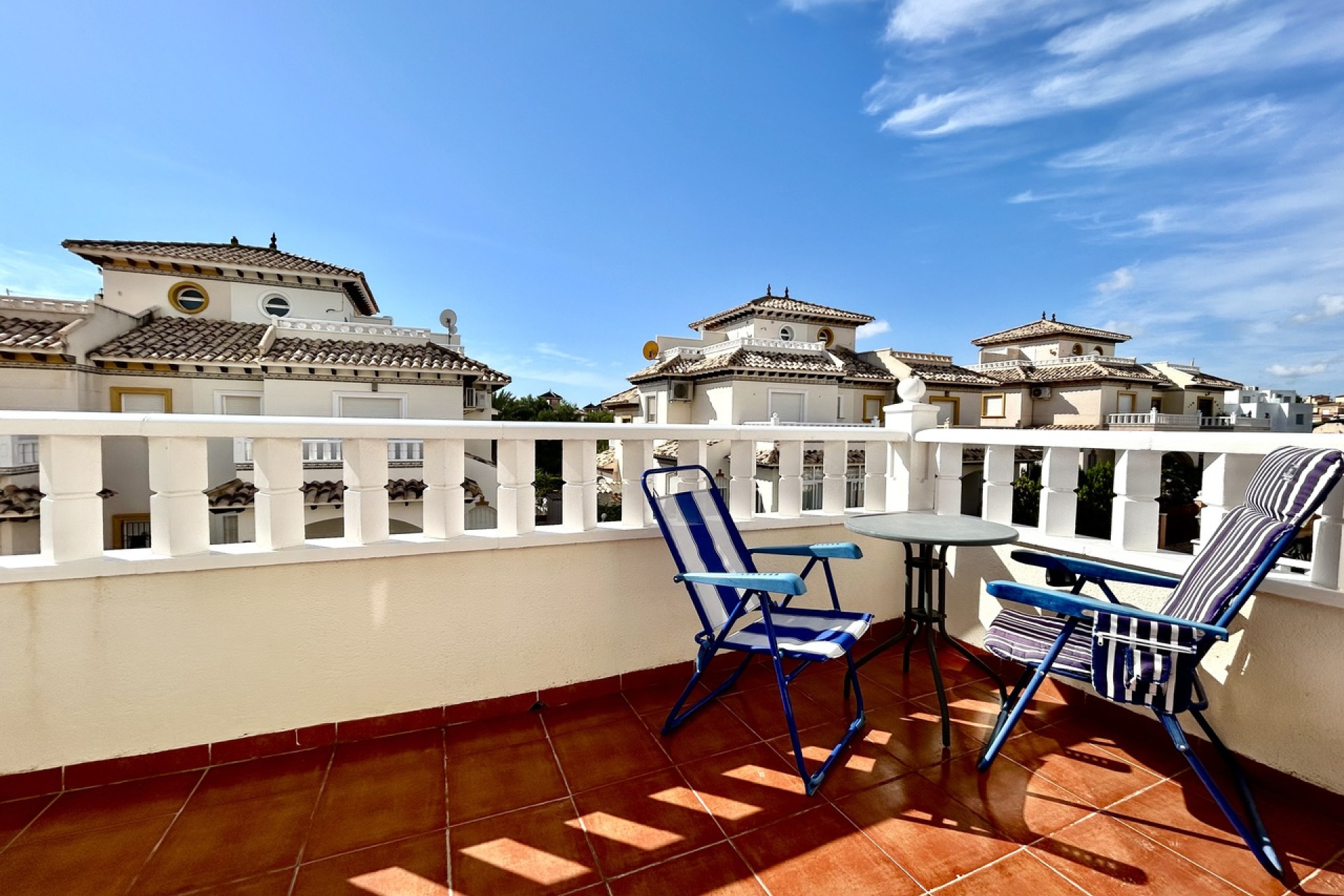 Revente - Maison mitoyenne -
Cabo Roig