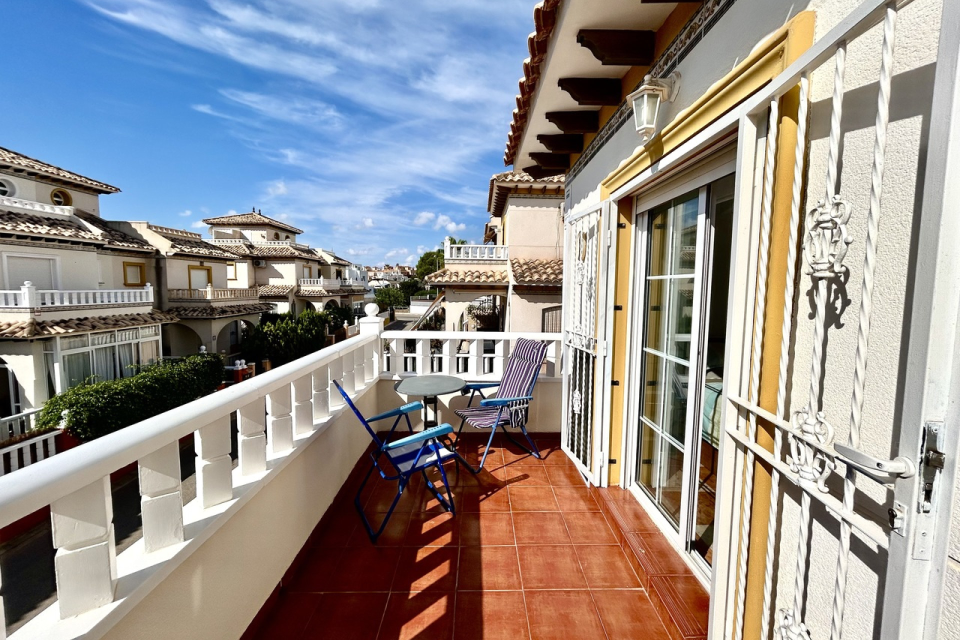 Revente - Maison mitoyenne -
Cabo Roig