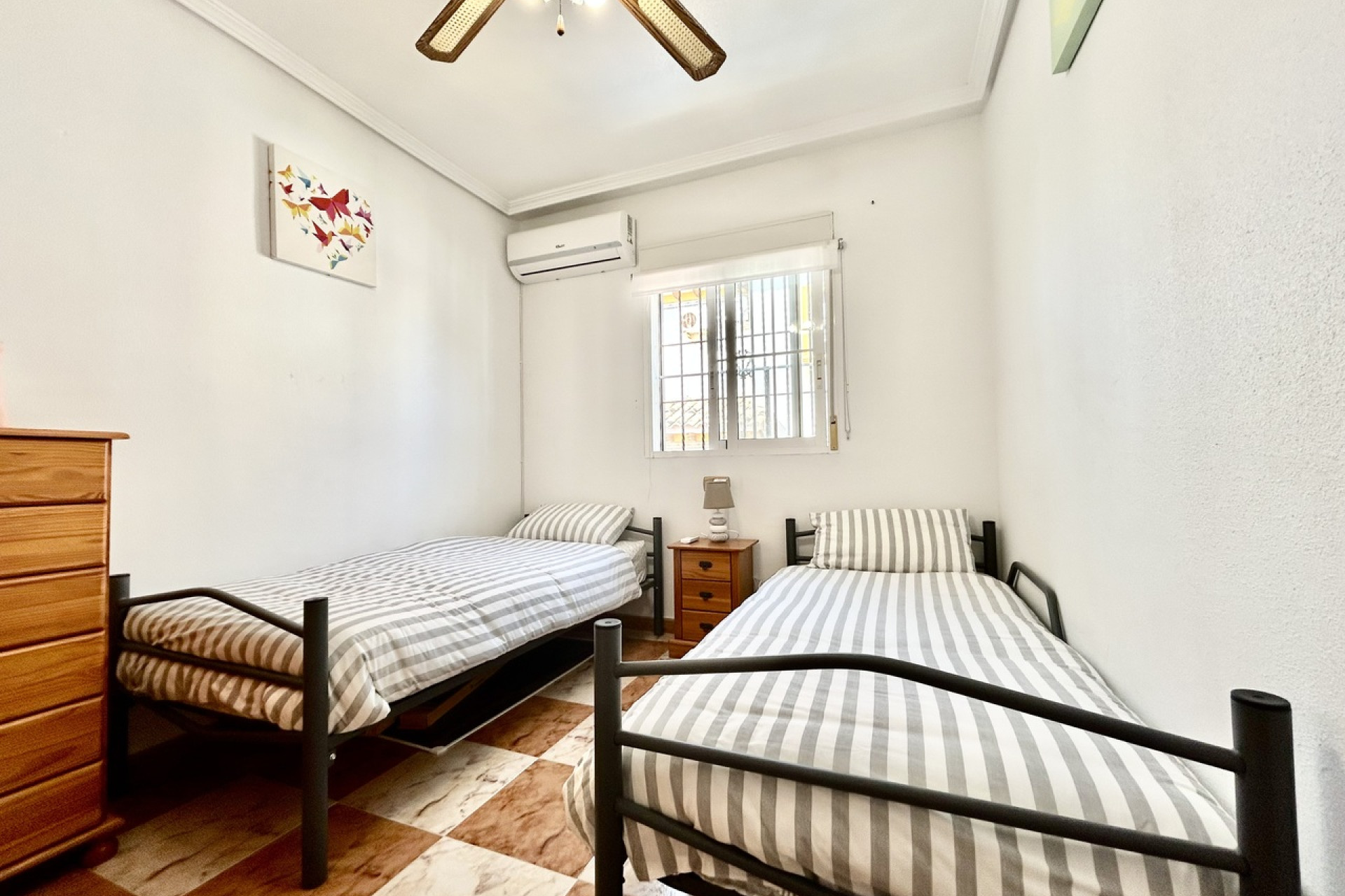 Revente - Maison mitoyenne -
Cabo Roig