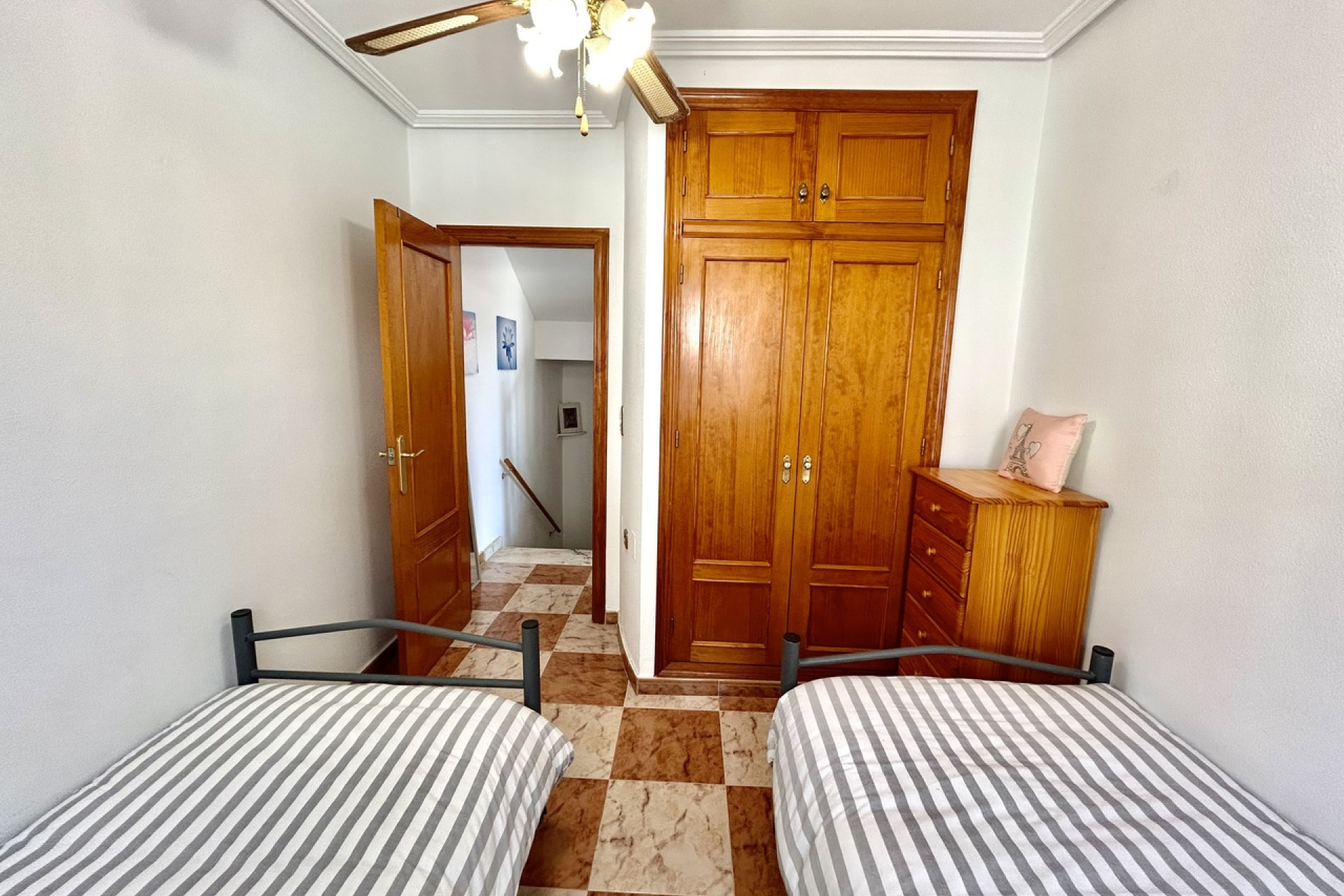 Revente - Maison mitoyenne -
Cabo Roig