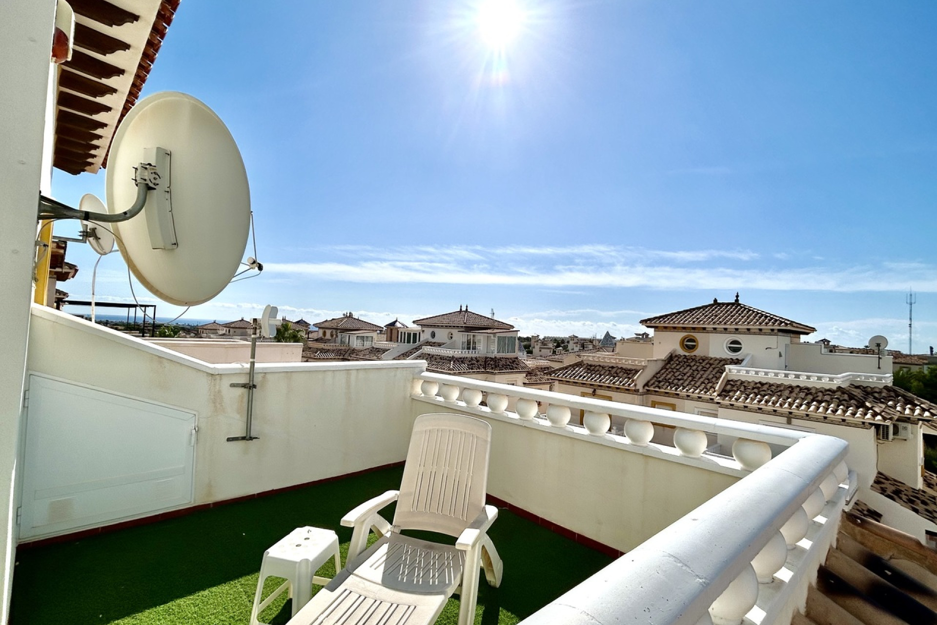 Revente - Maison mitoyenne -
Cabo Roig