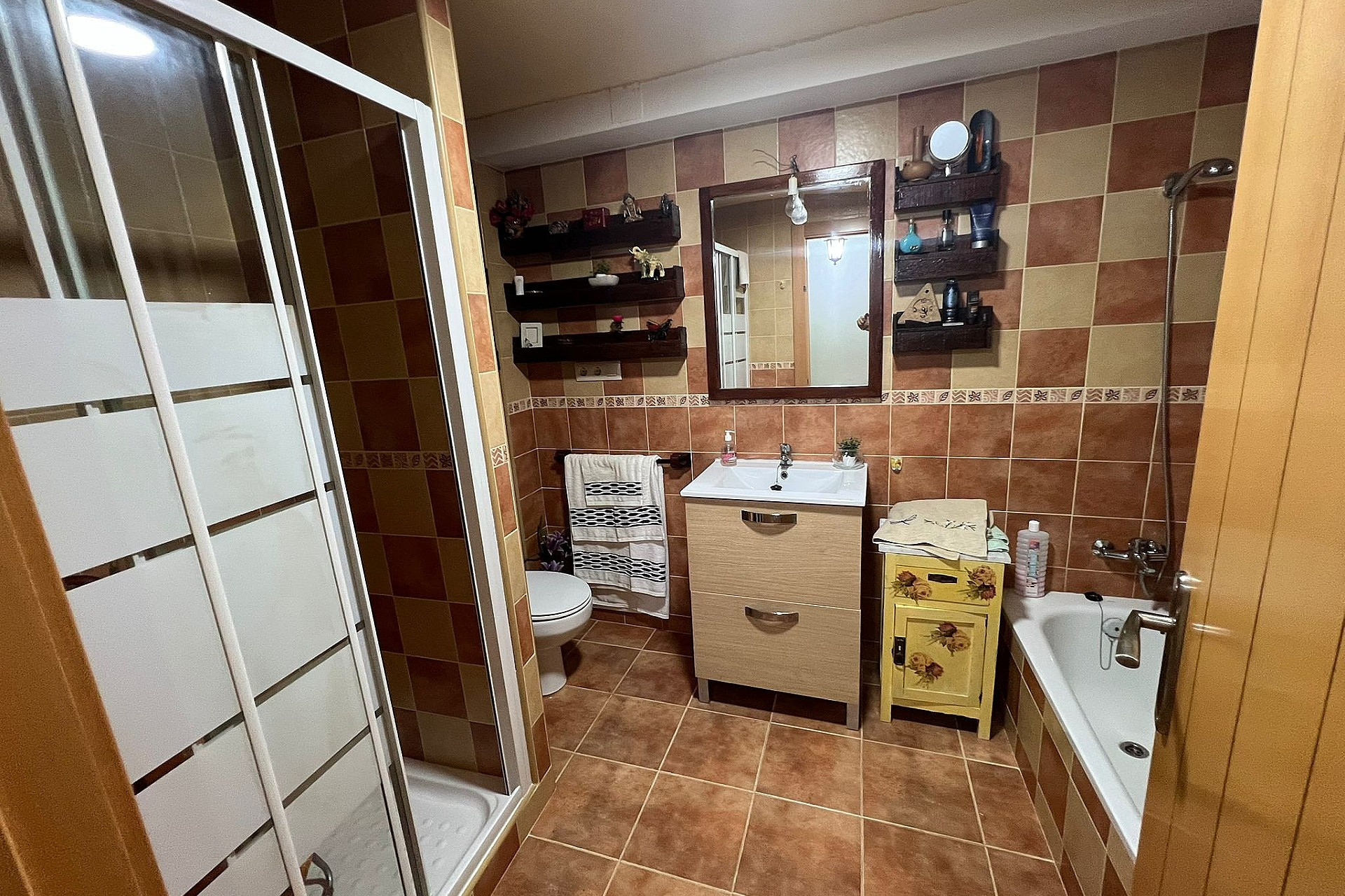 Revente - Maison mitoyenne -
Elche de la Sierra