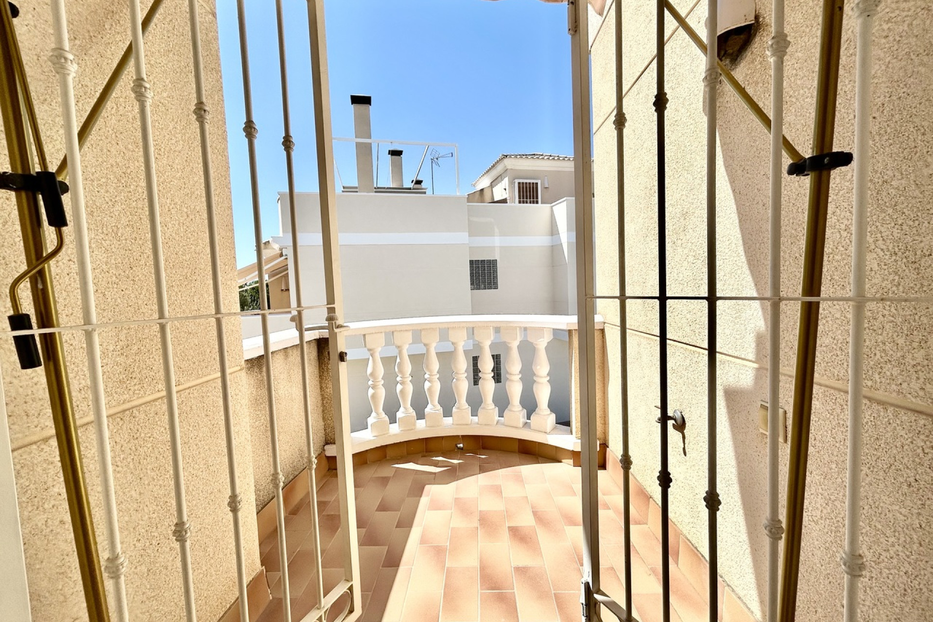 Revente - Maison mitoyenne -
Formentera del Segura