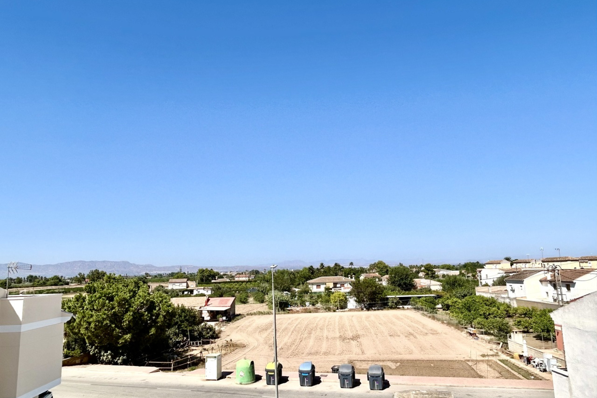 Revente - Maison mitoyenne -
Formentera del Segura