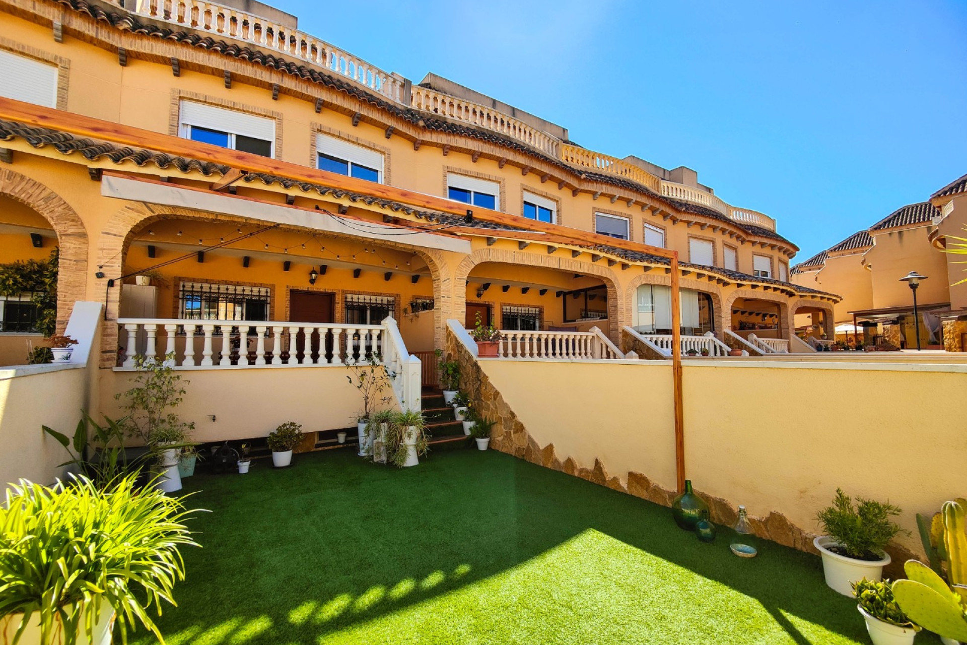 Revente - Maison mitoyenne -
Guardamar del Segura - Center - El Raso