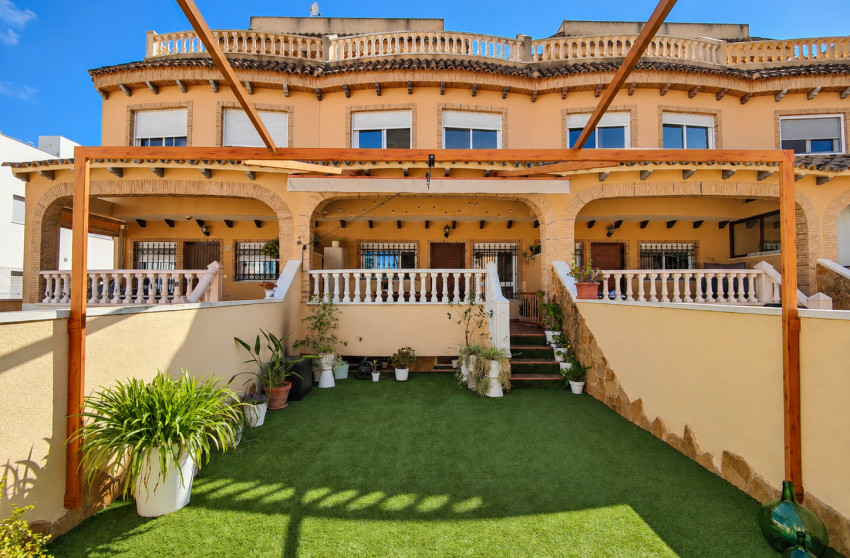 Revente - Maison mitoyenne -
Guardamar del Segura - Center - El Raso