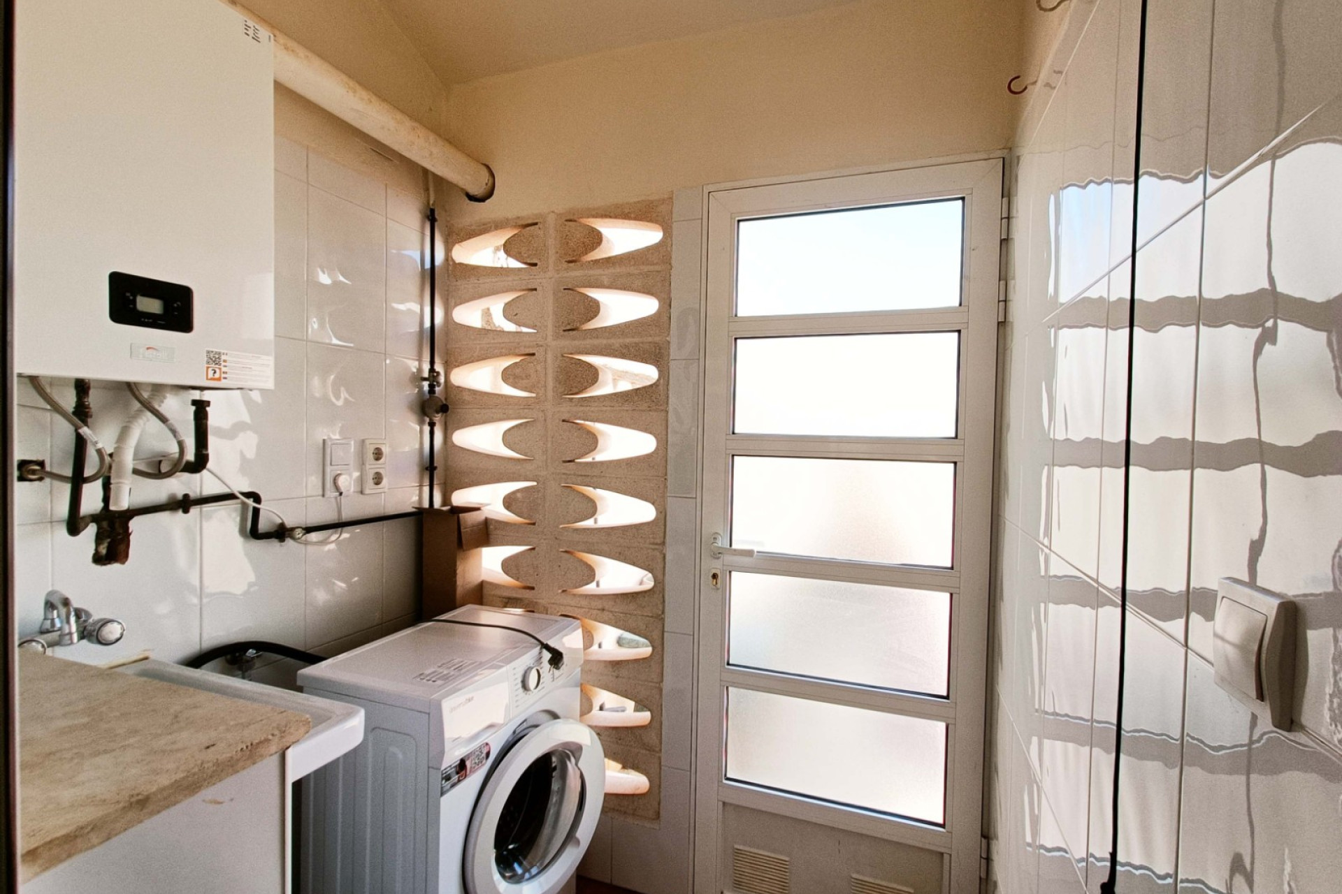 Revente - Maison mitoyenne -
Hondón de los Fráiles