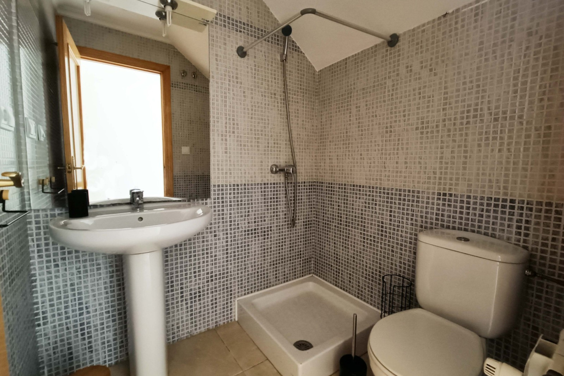 Revente - Maison mitoyenne -
Hondón de los Fráiles