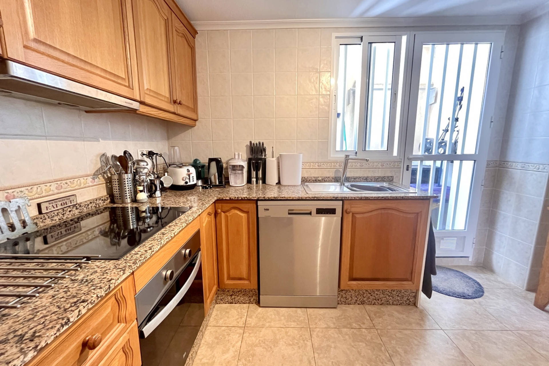 Revente - Maison mitoyenne -
La Mata