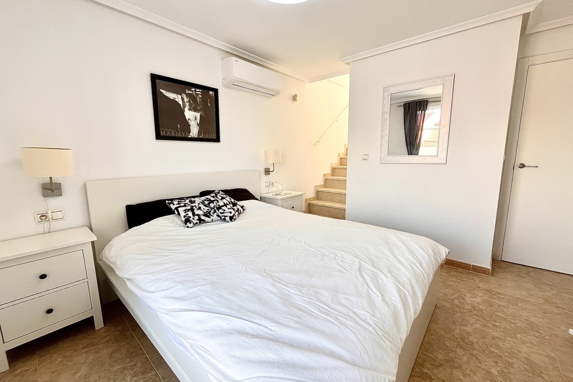 Revente - Maison mitoyenne -
La Mata