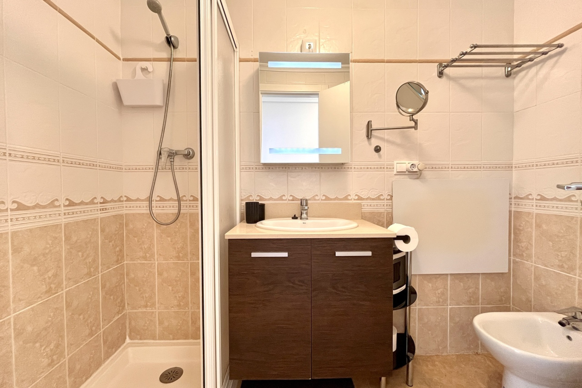 Revente - Maison mitoyenne -
La Mata