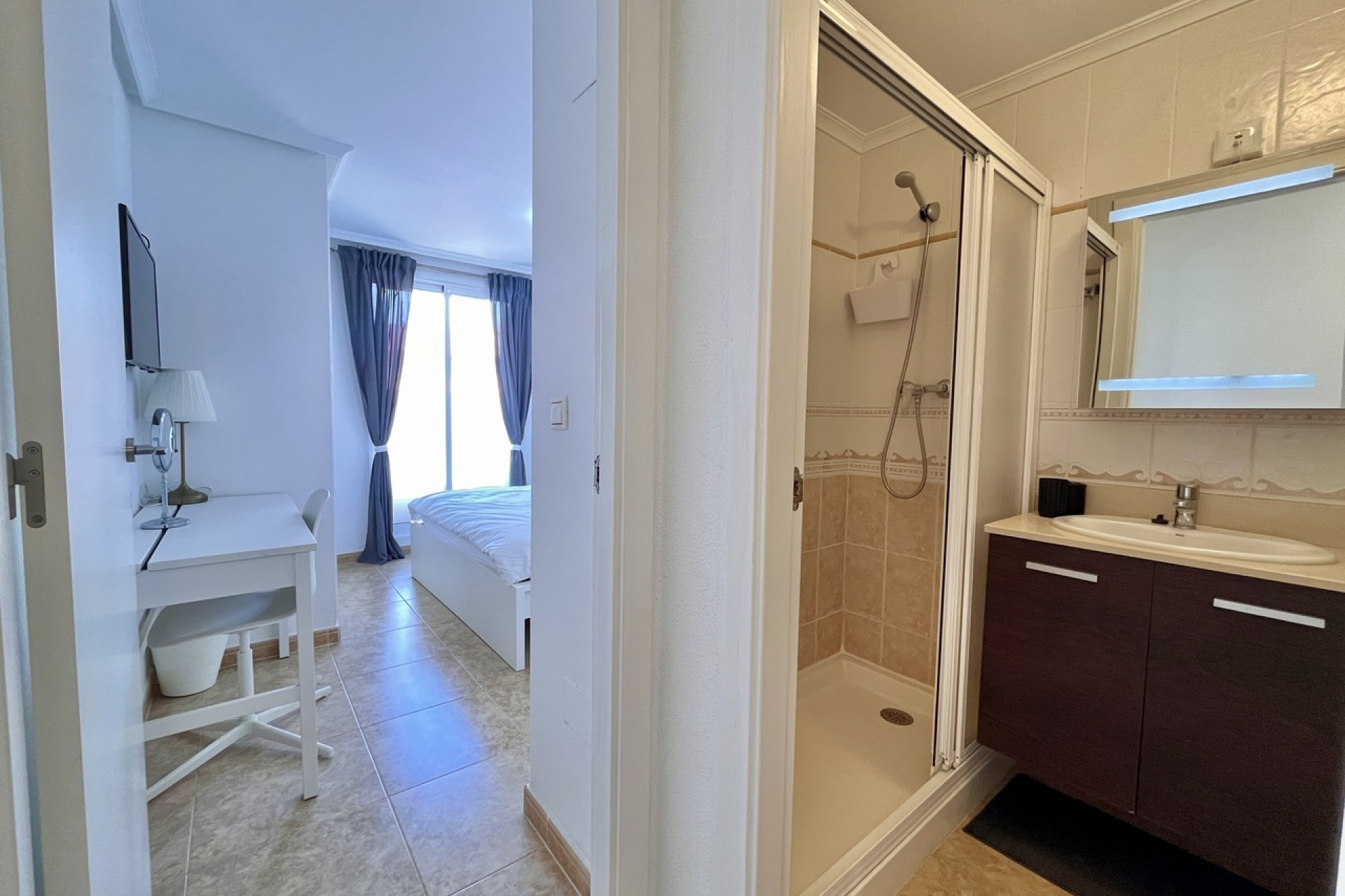 Revente - Maison mitoyenne -
La Mata