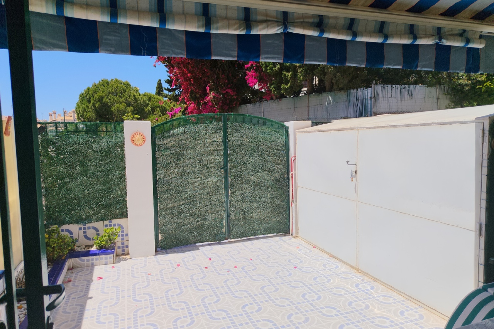 Revente - Maison mitoyenne -
La Zenia