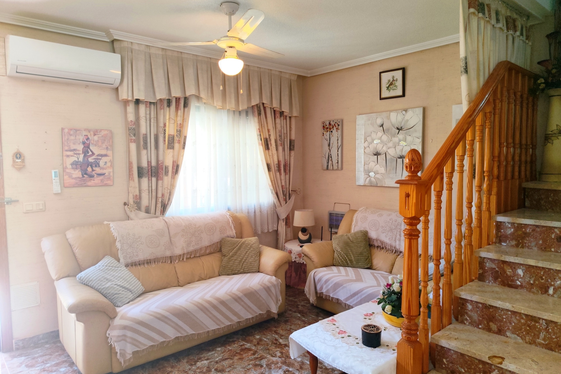 Revente - Maison mitoyenne -
La Zenia