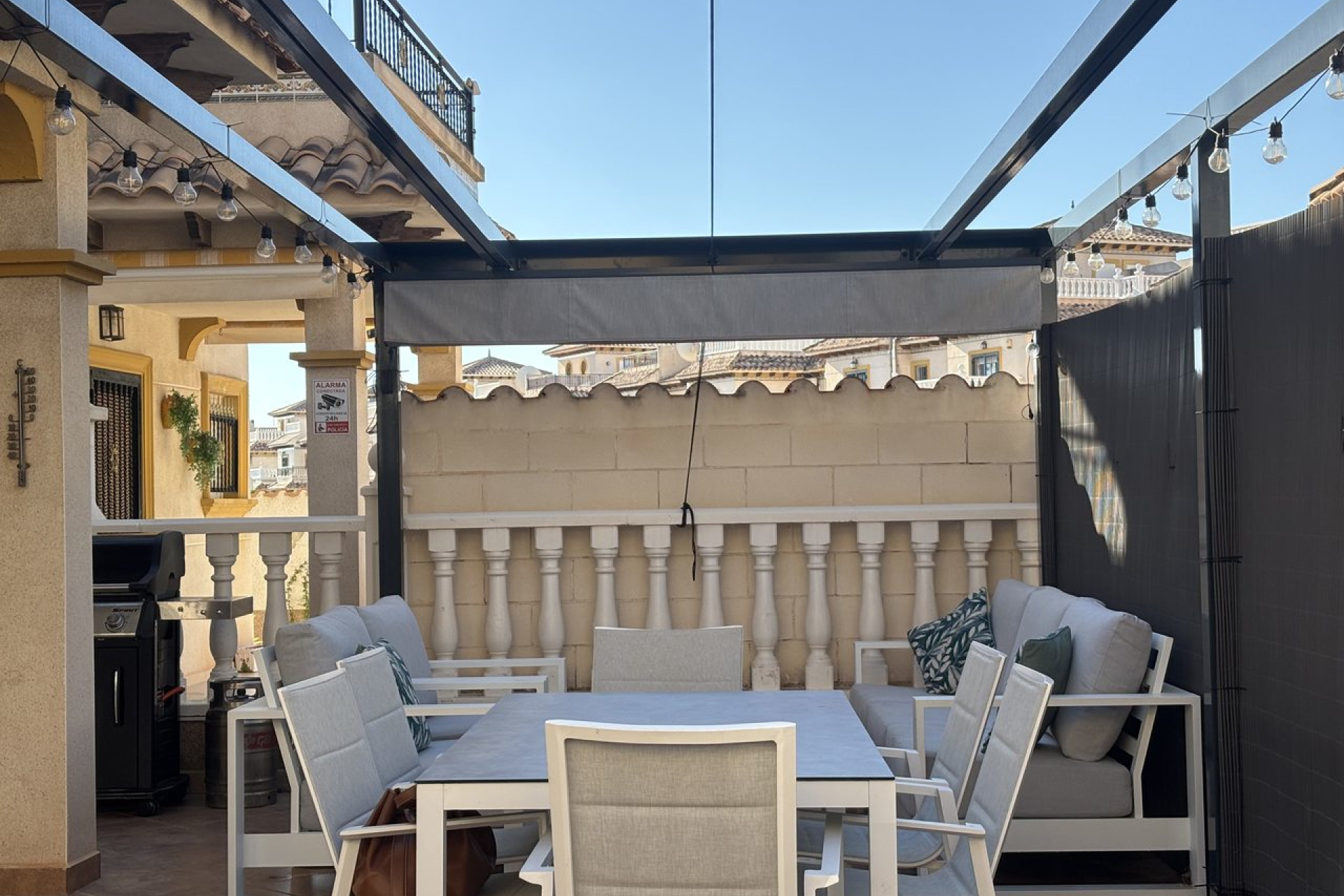 Revente - Maison mitoyenne -
La Zenia