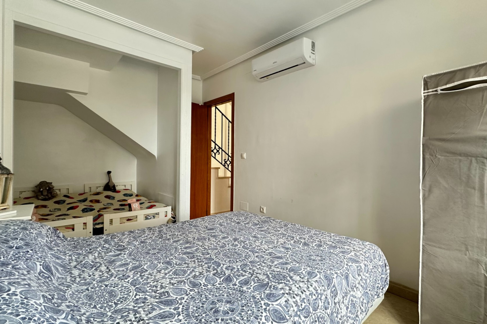 Revente - Maison mitoyenne -
Los Montesinos - La Herrada