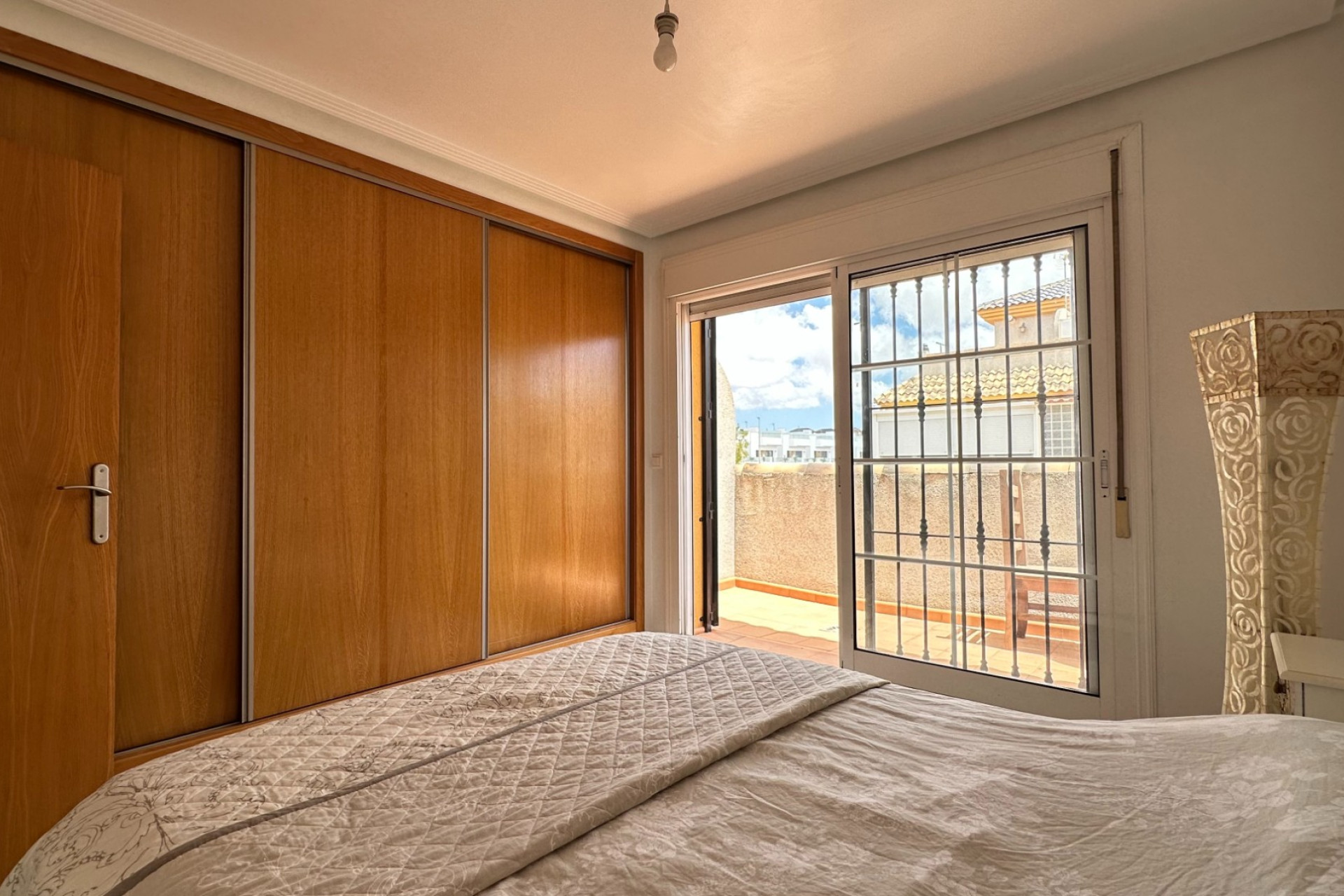 Revente - Maison mitoyenne -
Los Montesinos - La Herrada