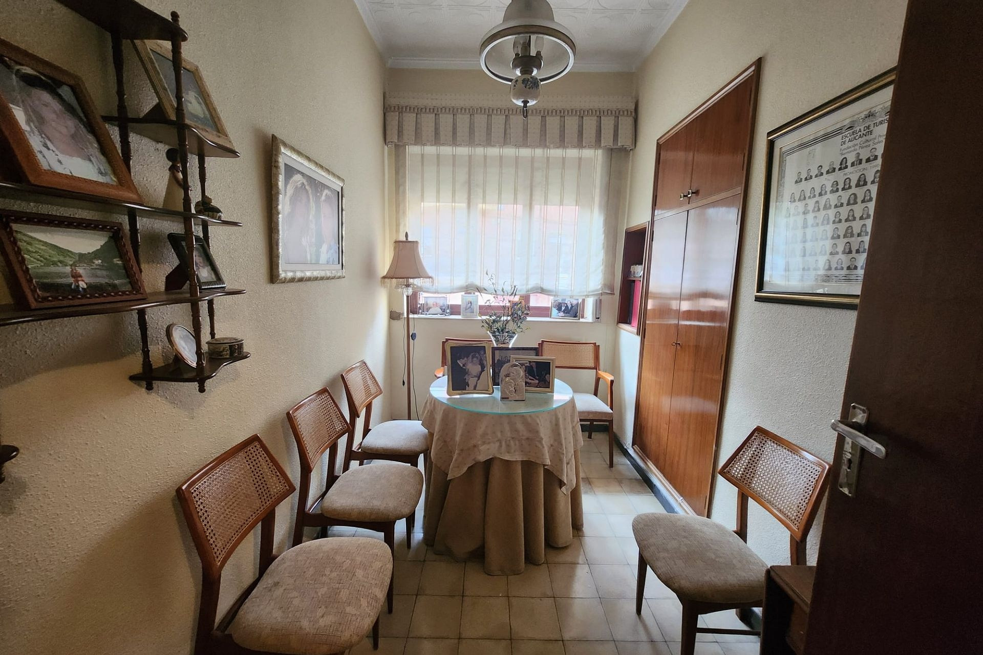 Revente - Maison mitoyenne -
Mon&oacute;var - Monovar