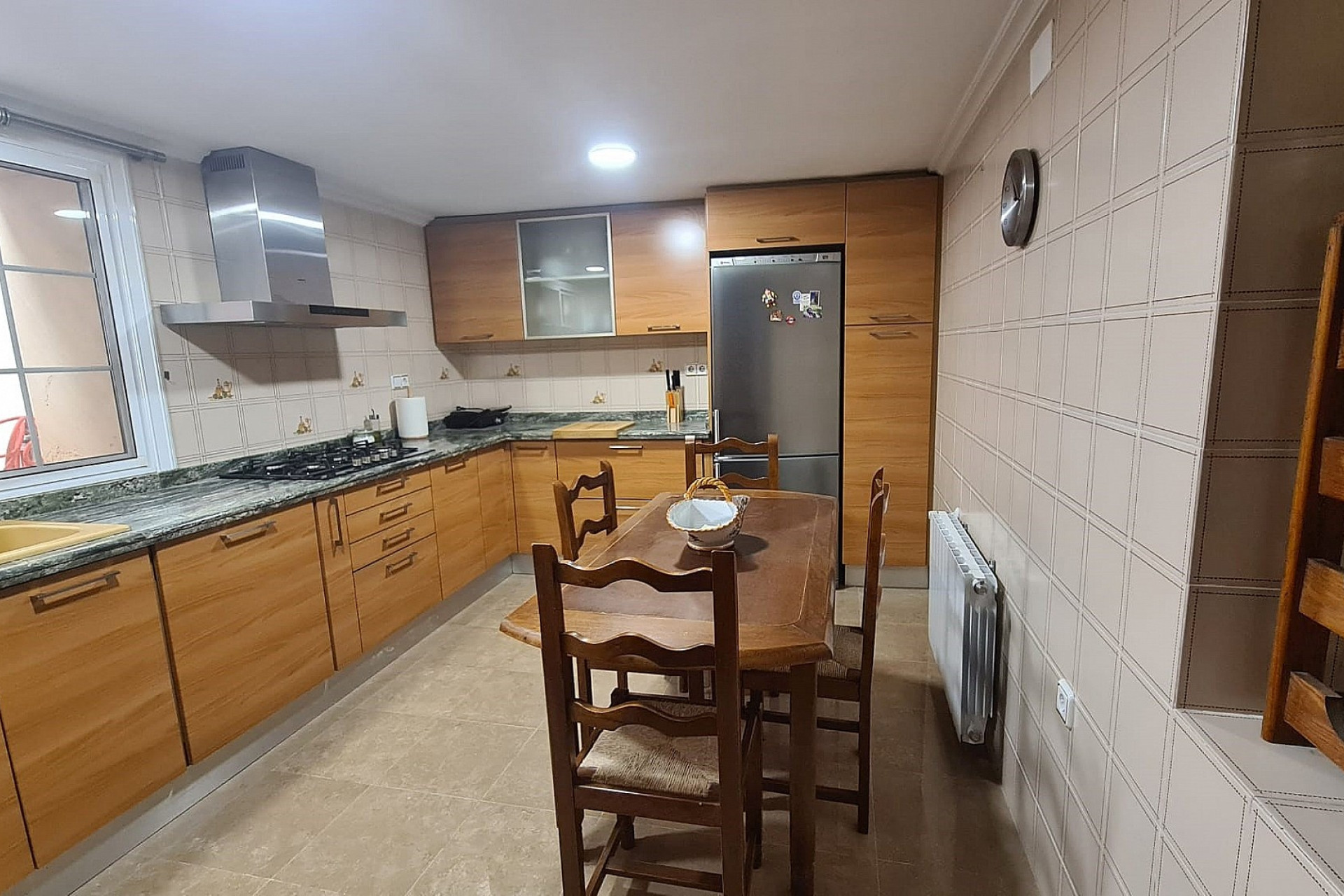 Revente - Maison mitoyenne -
Monovar