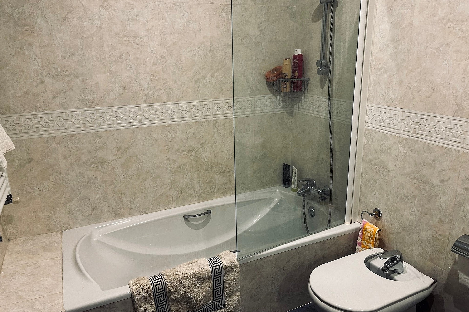 Revente - Maison mitoyenne -
Monovar