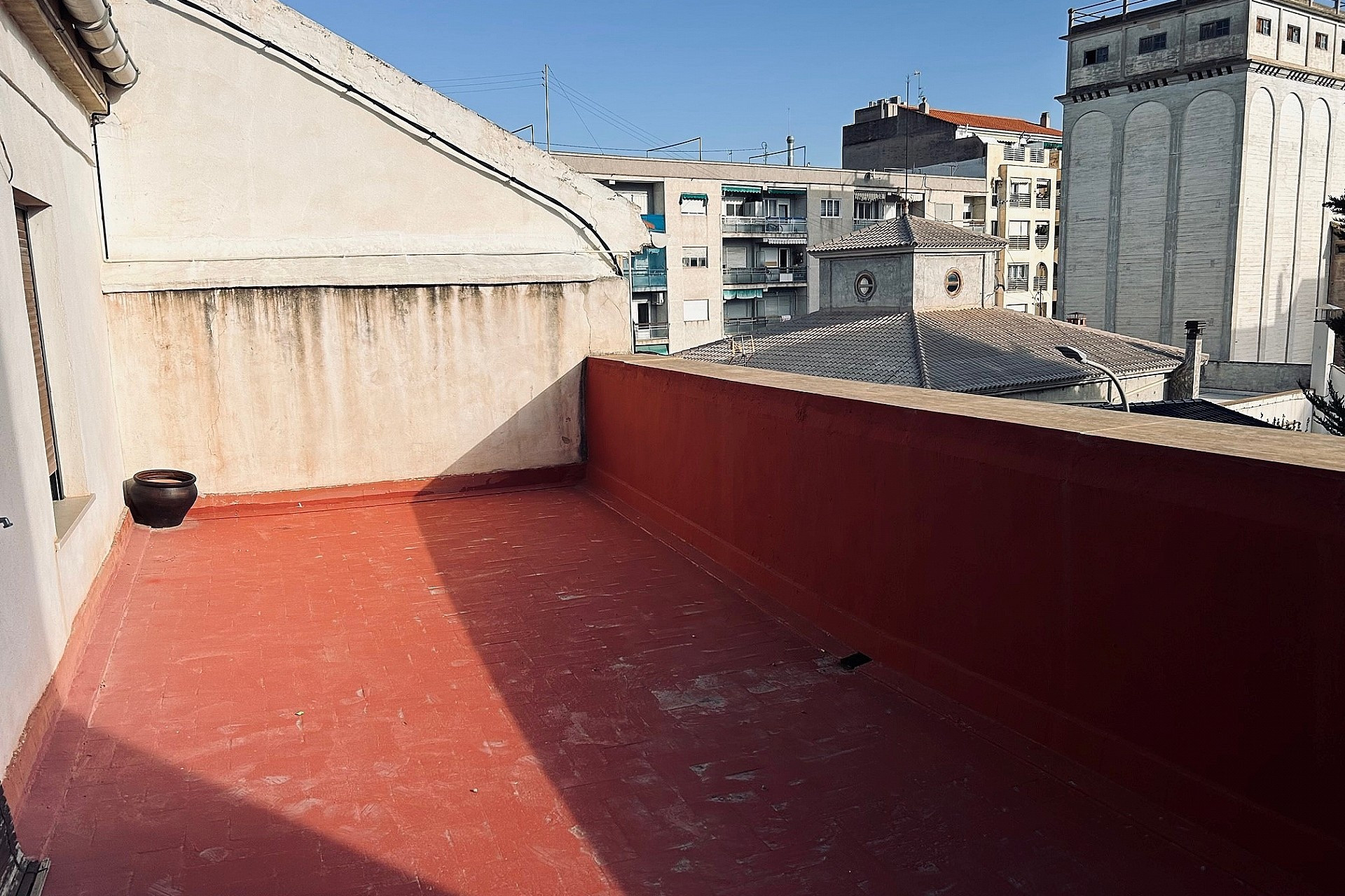 Revente - Maison mitoyenne -
Monovar