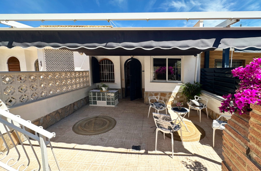 Revente - Maison mitoyenne -
Orihuela Costa - Costa Blanca