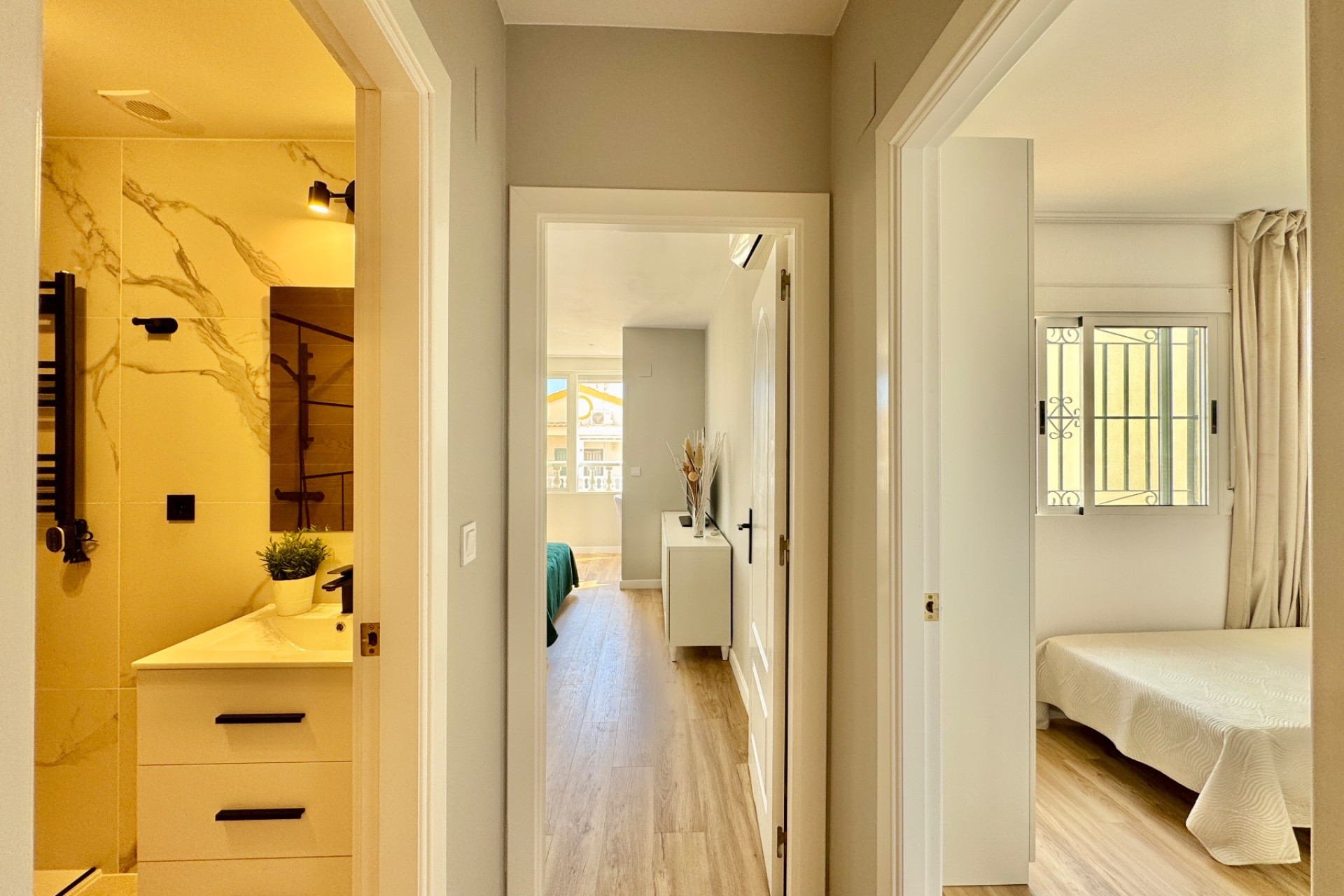 Revente - Maison mitoyenne -
Orihuela Costa - Costa Blanca