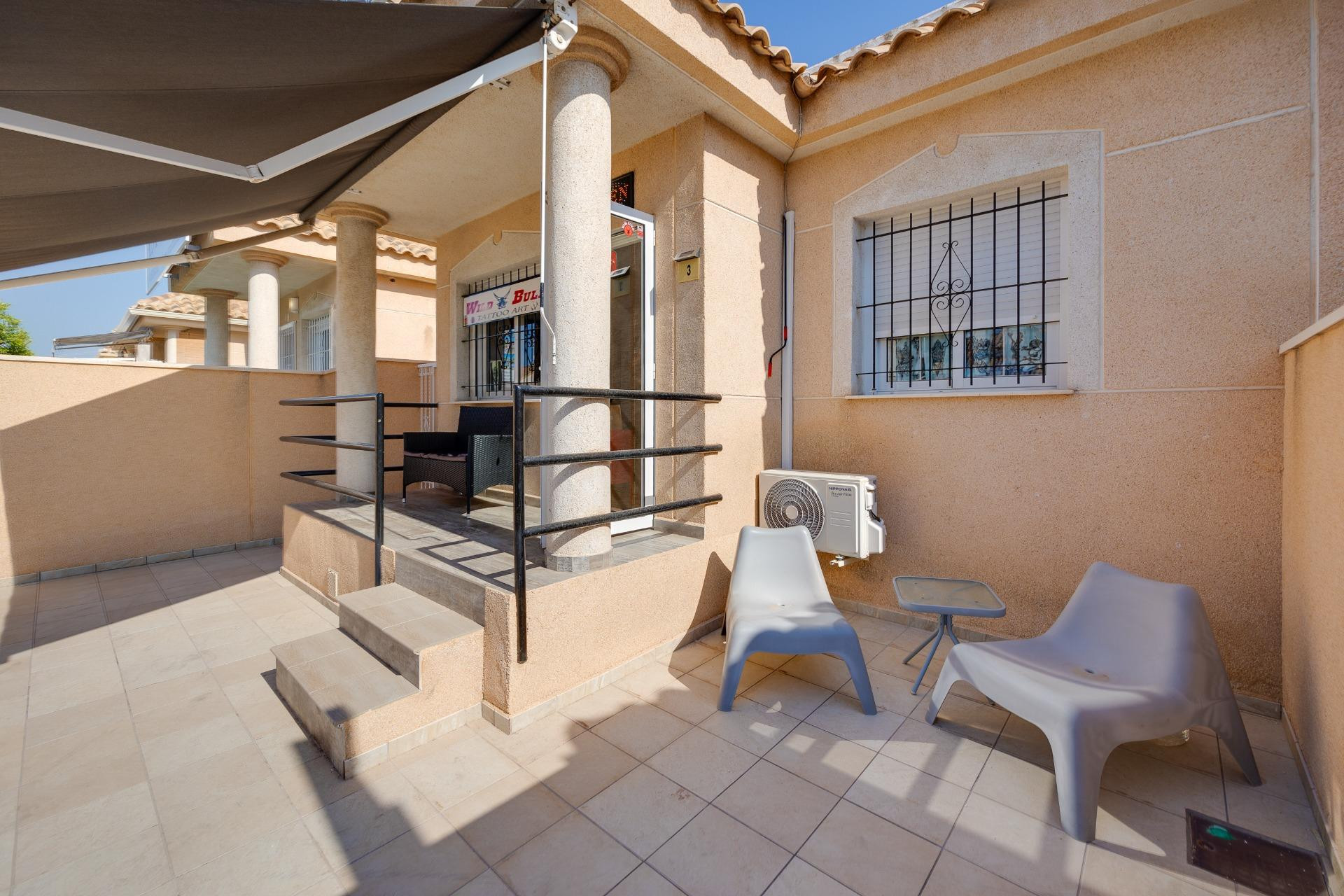 Revente - Maison mitoyenne -
Orihuela Costa - La Zenia