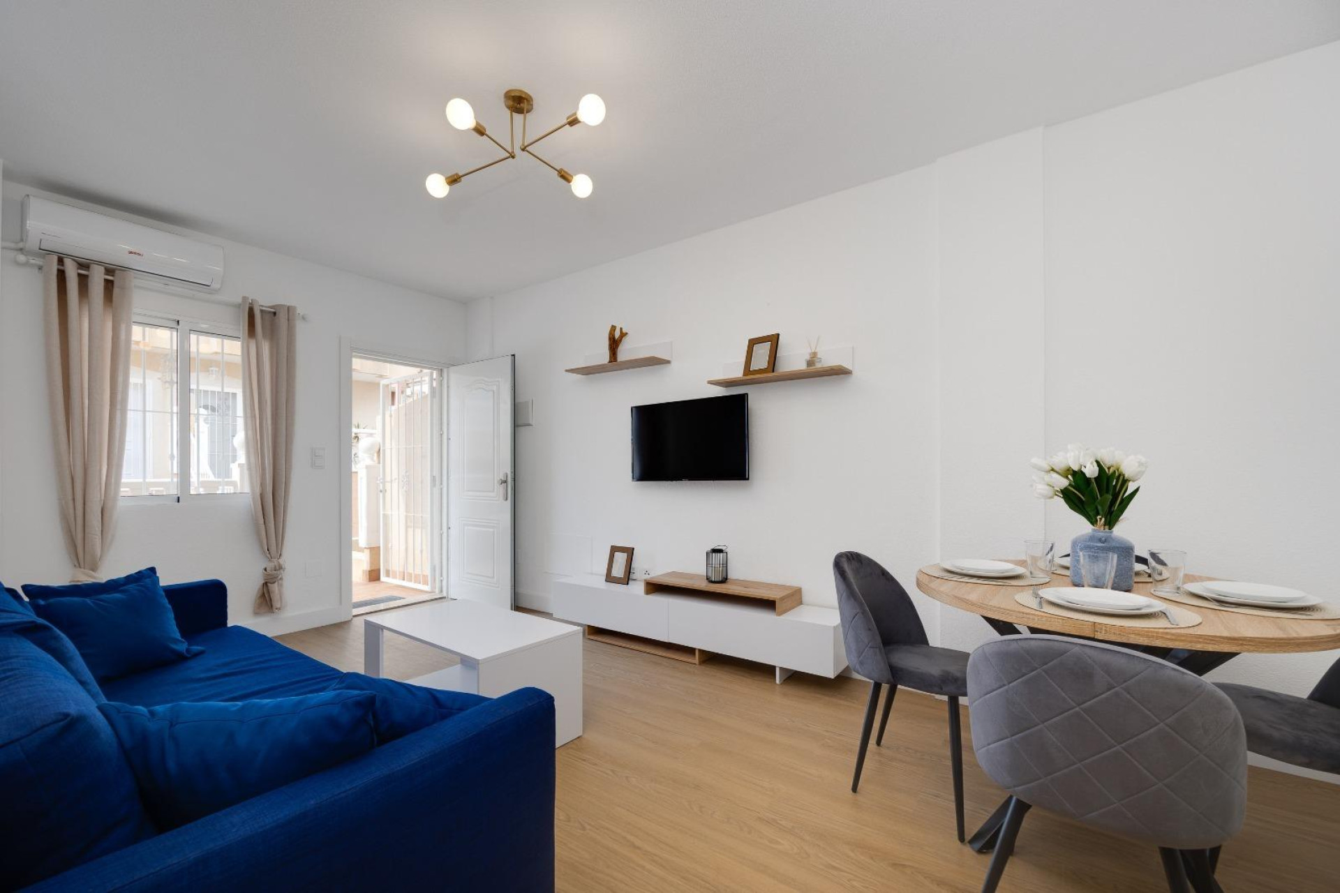 Revente - Maison mitoyenne -
Orihuela Costa - Las Filipinas