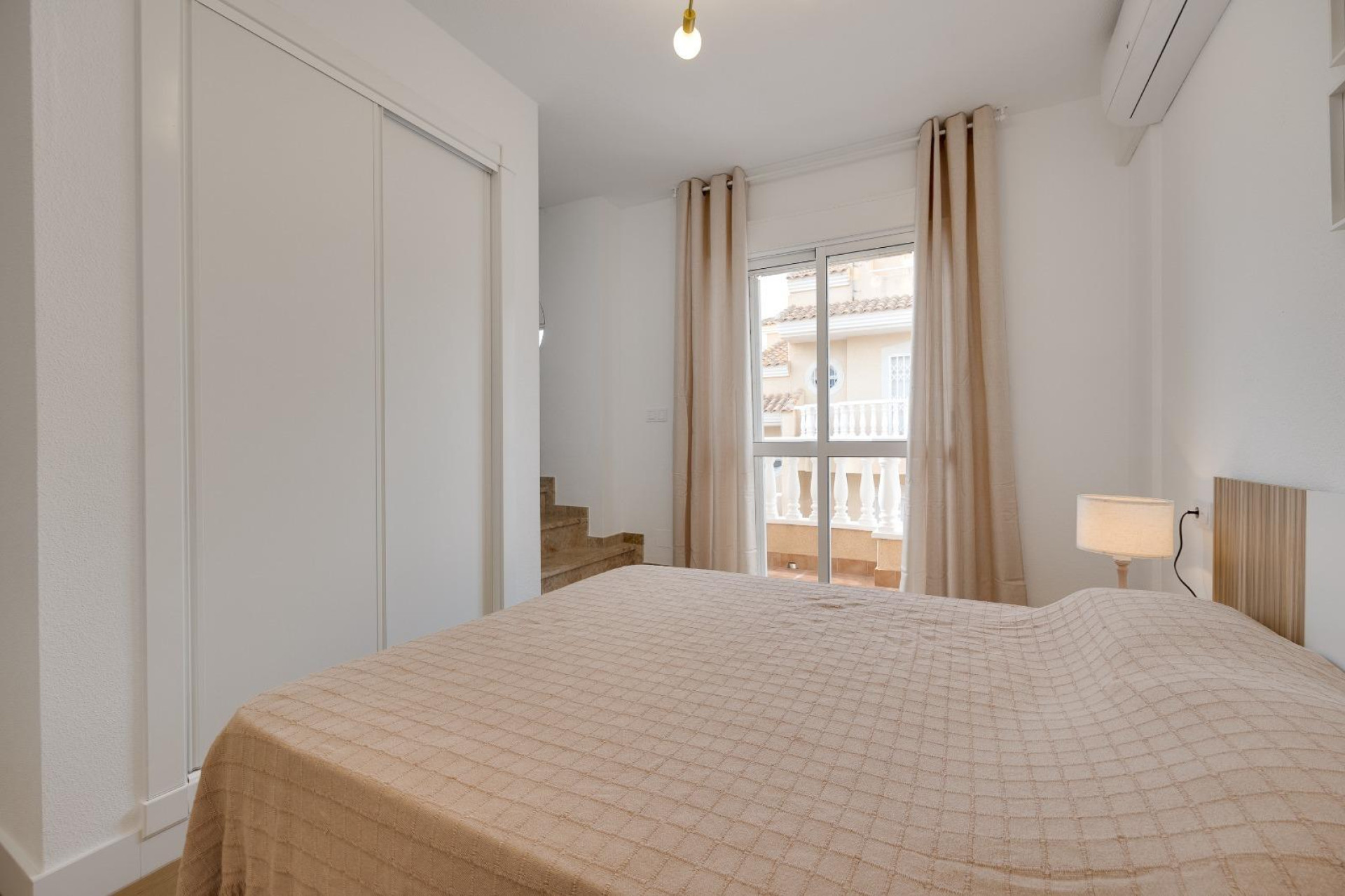 Revente - Maison mitoyenne -
Orihuela Costa - Las Filipinas