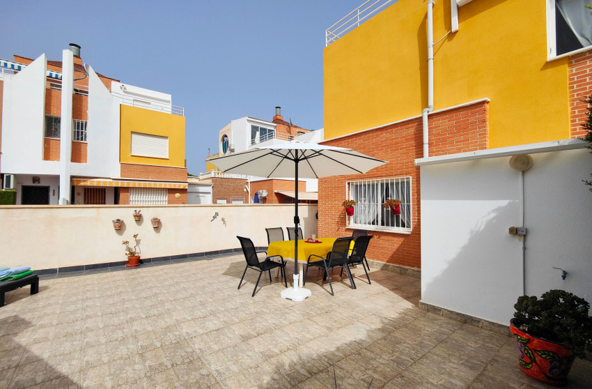 Revente - Maison mitoyenne -
Orihuela Costa - Los Altos