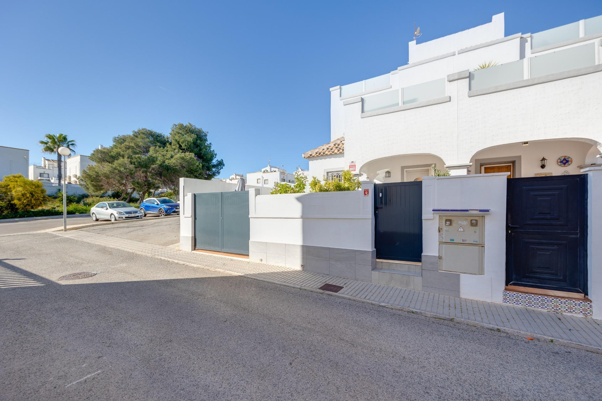 Revente - Maison mitoyenne -
Orihuela Costa - Los Altos