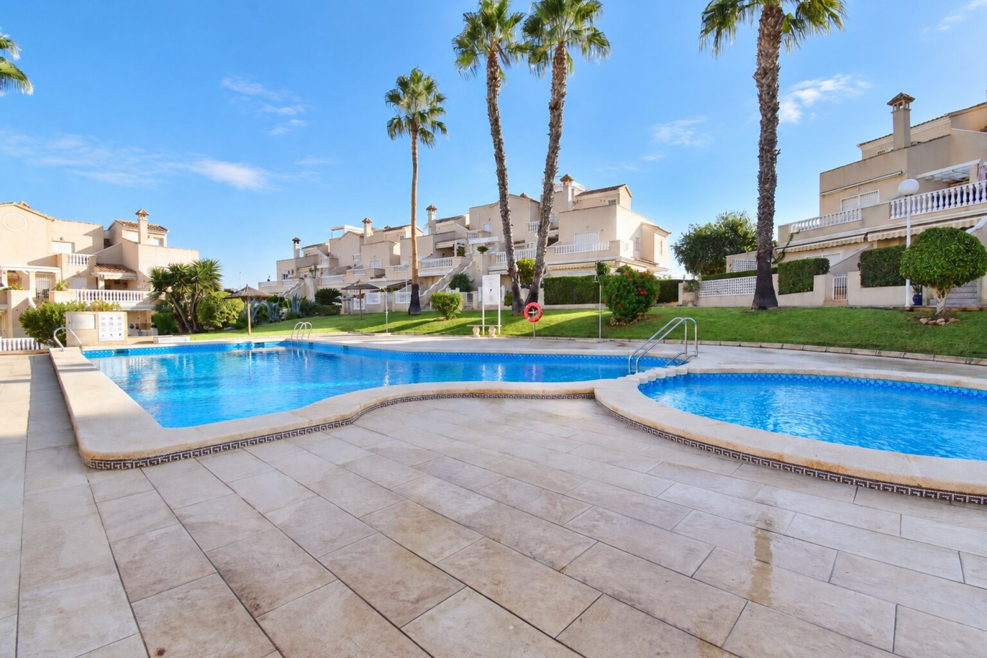 Revente - Maison mitoyenne -
Orihuela Costa - Los Altos