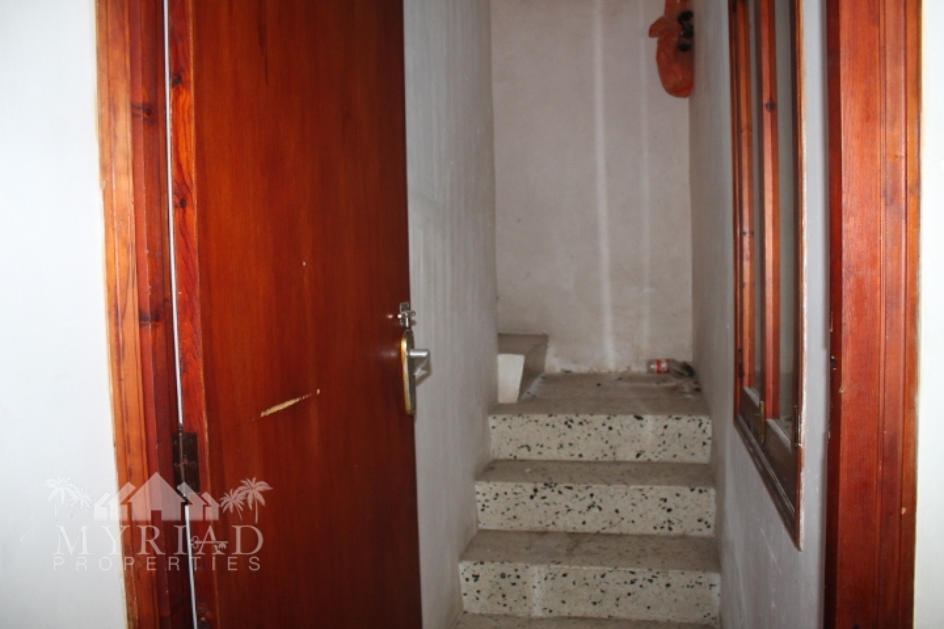 Revente - Maison mitoyenne -
Pinoso - calle lepanto