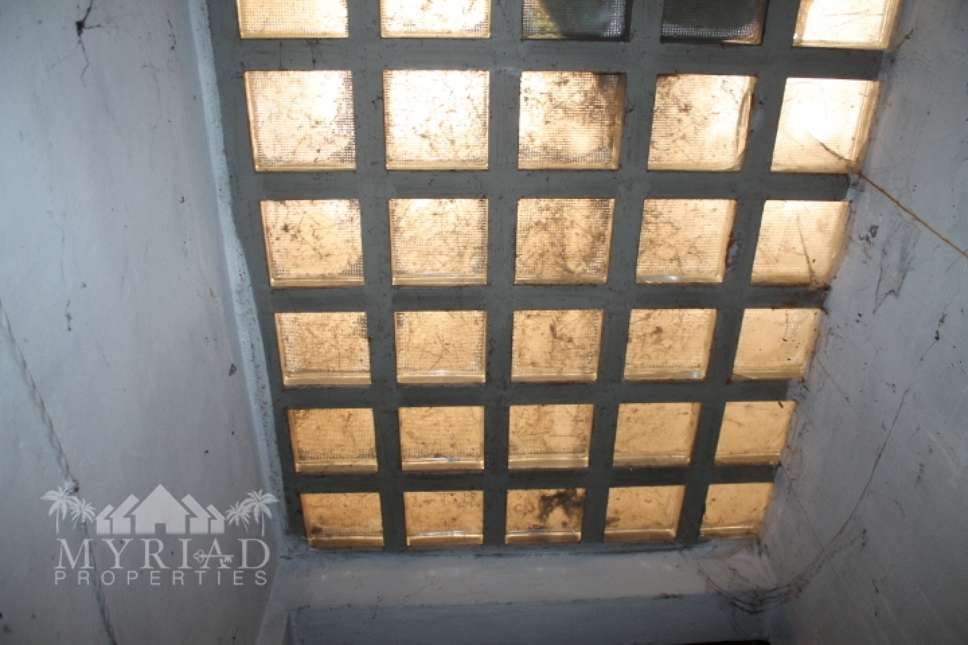 Revente - Maison mitoyenne -
Pinoso - calle lepanto