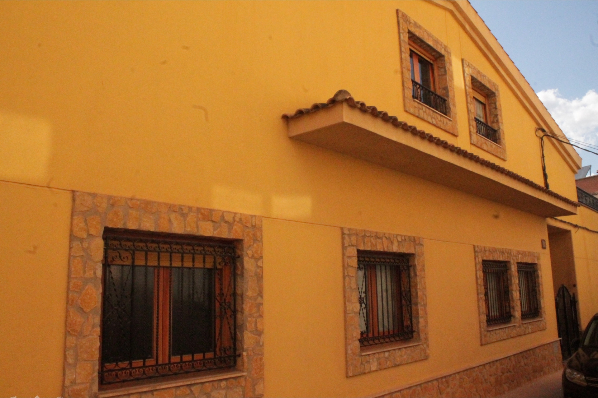 Revente - Maison mitoyenne -
Pinoso - Pinoso Alicante