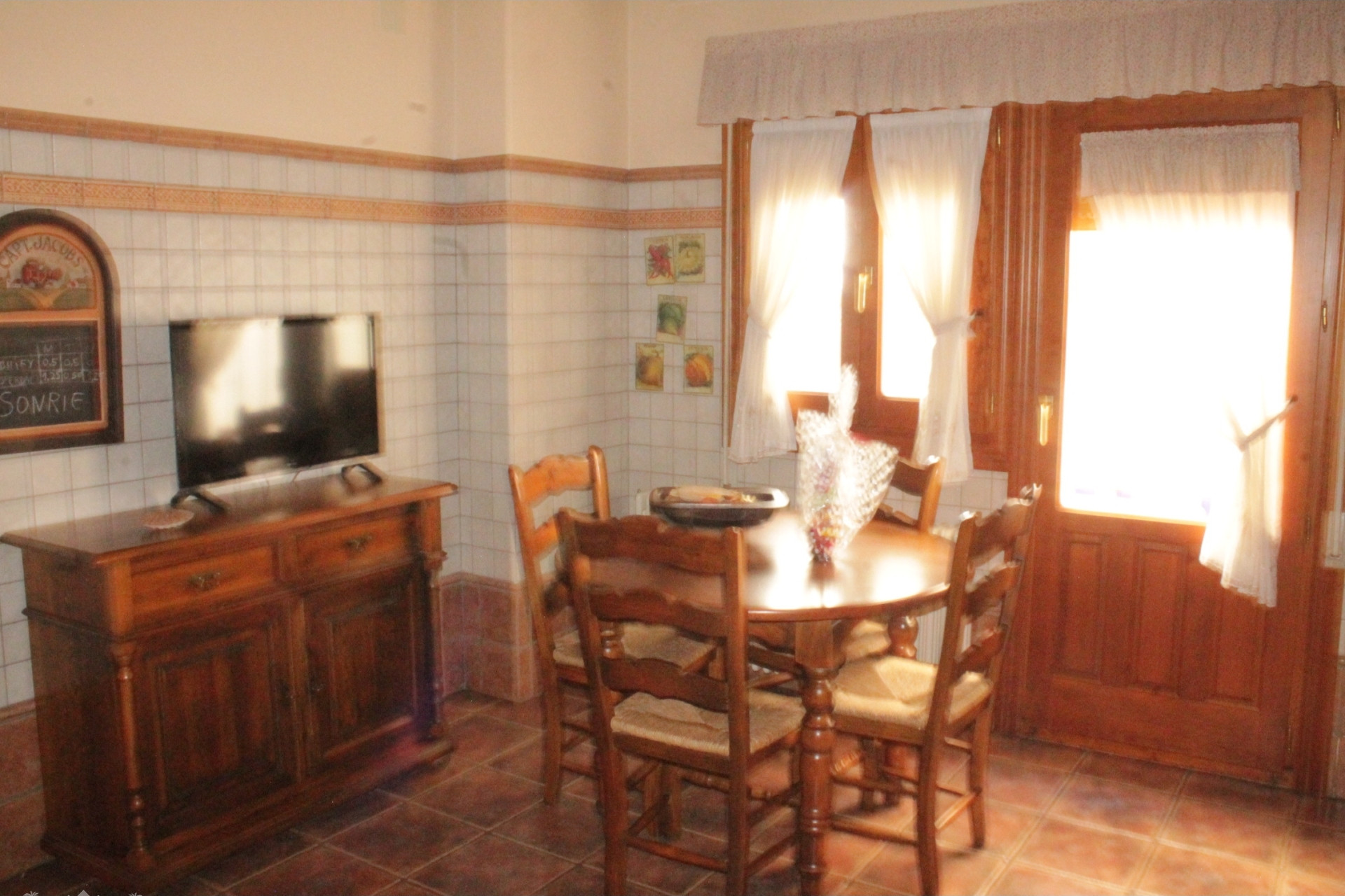 Revente - Maison mitoyenne -
Pinoso - Pinoso Alicante