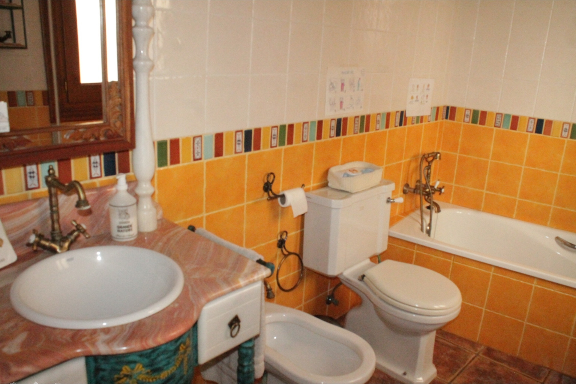 Revente - Maison mitoyenne -
Pinoso - Pinoso Alicante